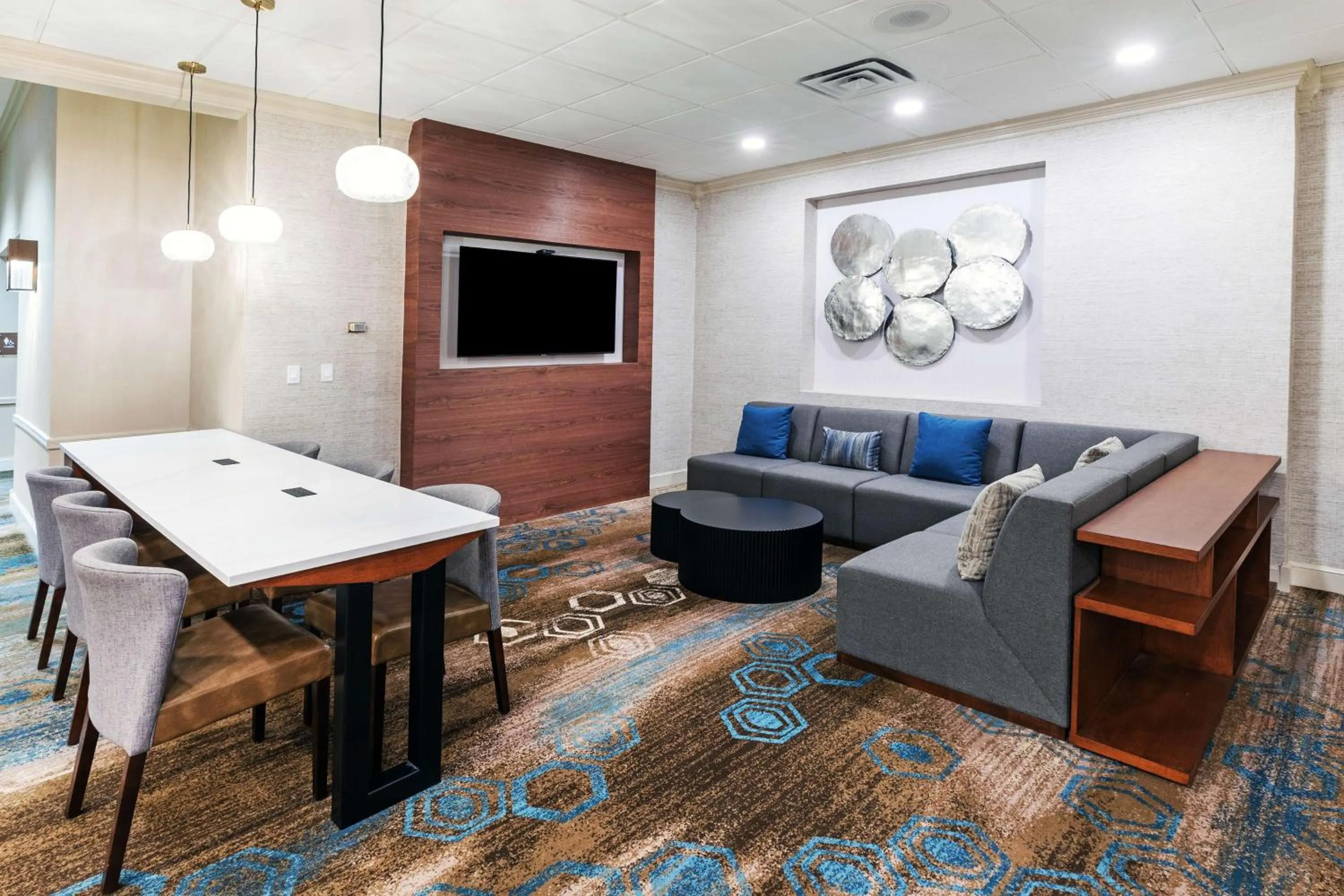 Lobby or reception in DoubleTree by Hilton Tulsa Downtown