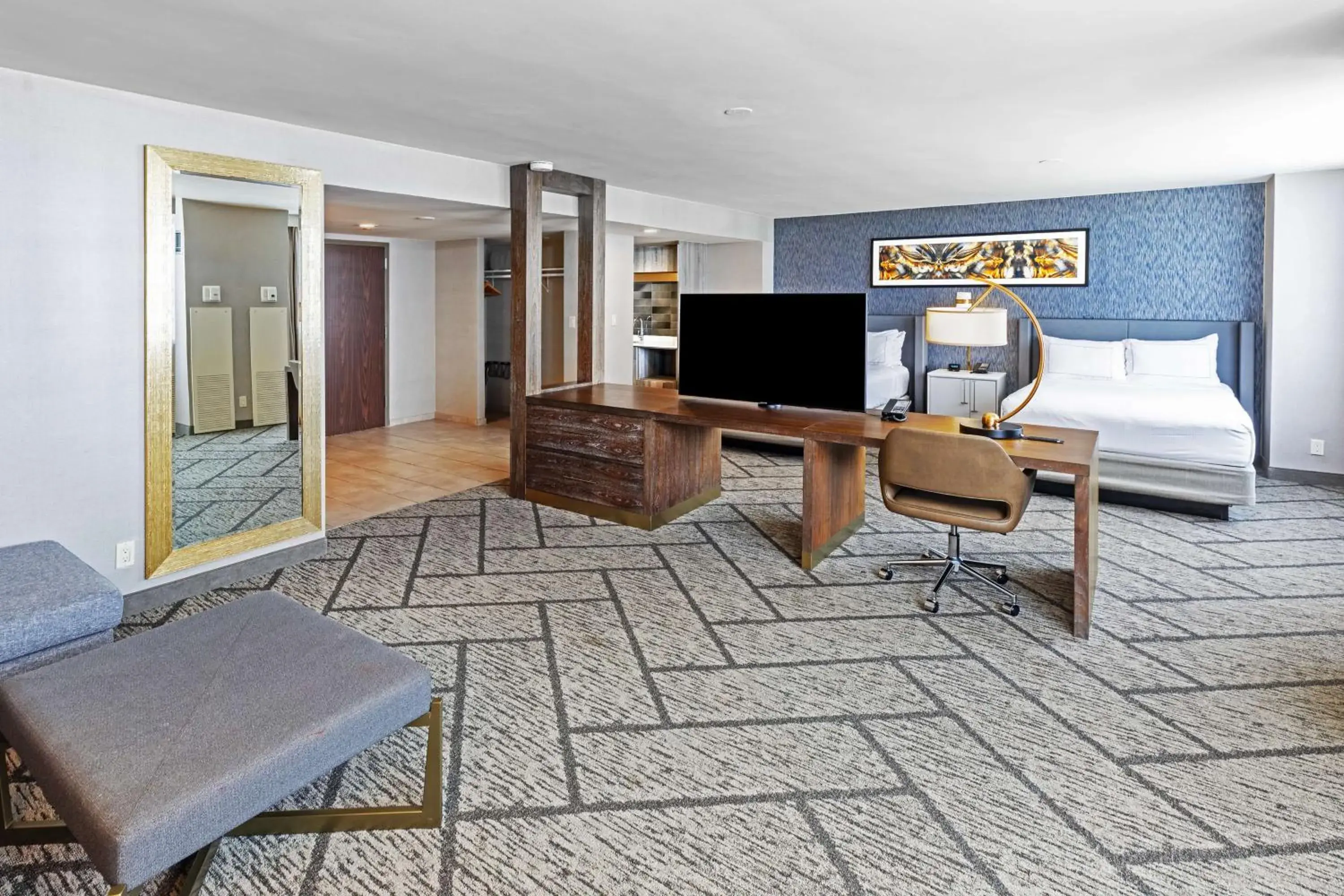 Deluxe Suite with Two Double Beds in DoubleTree by Hilton Tulsa Downtown Deluxe Suite with Two Double Beds in DoubleTree by Hilton Tulsa Downtown