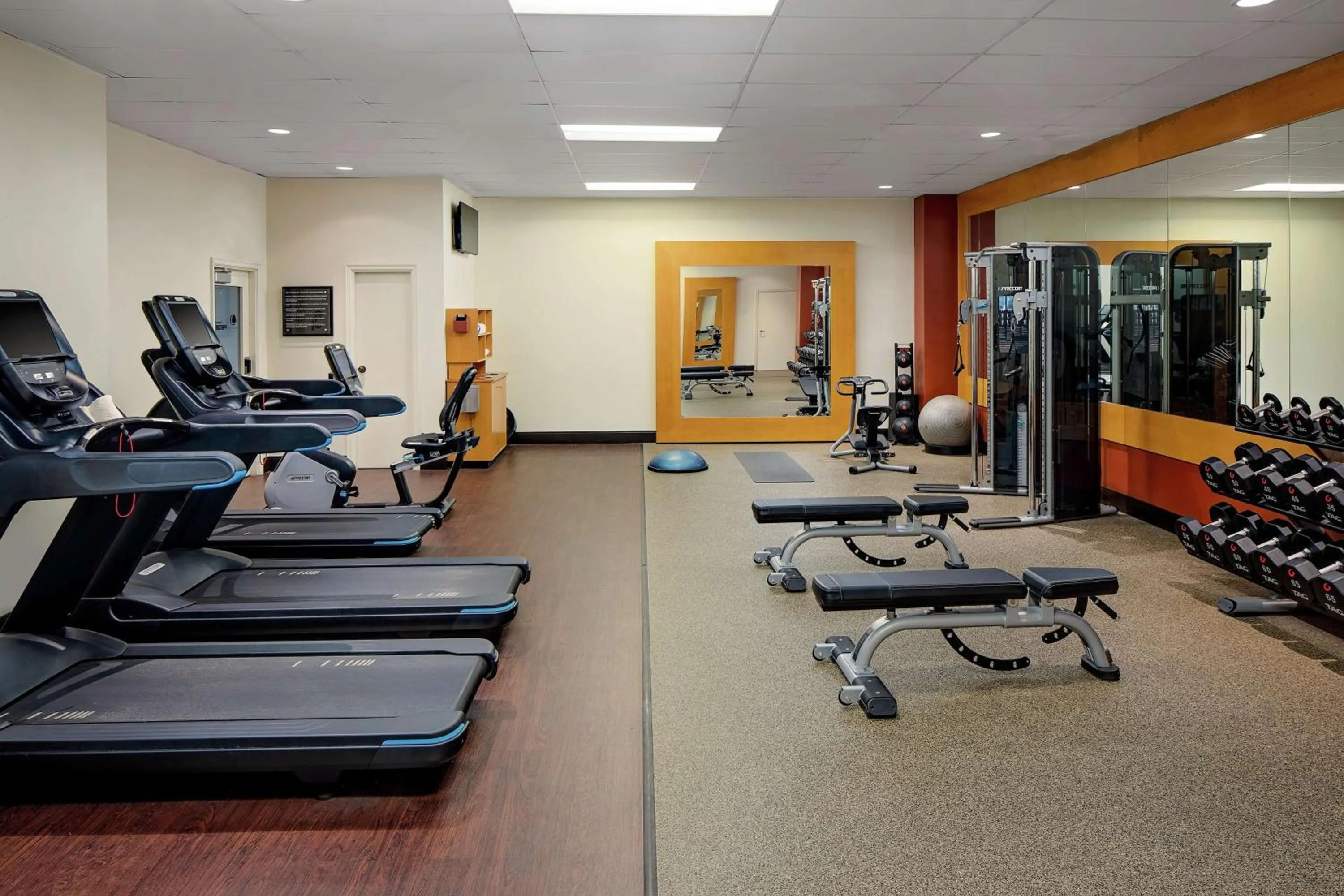 Fitness centre/facilities in DoubleTree by Hilton Tulsa Downtown
