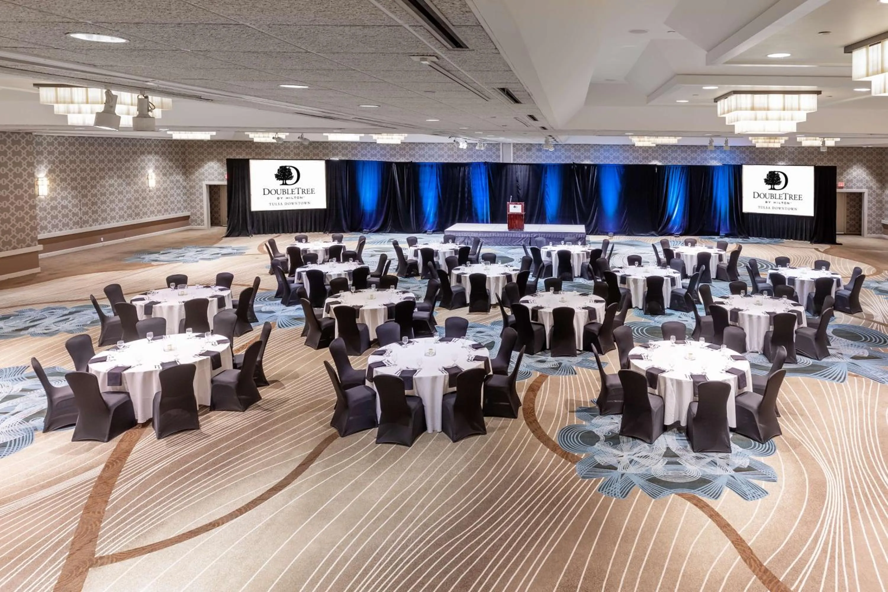 Meeting/conference room in DoubleTree by Hilton Tulsa Downtown