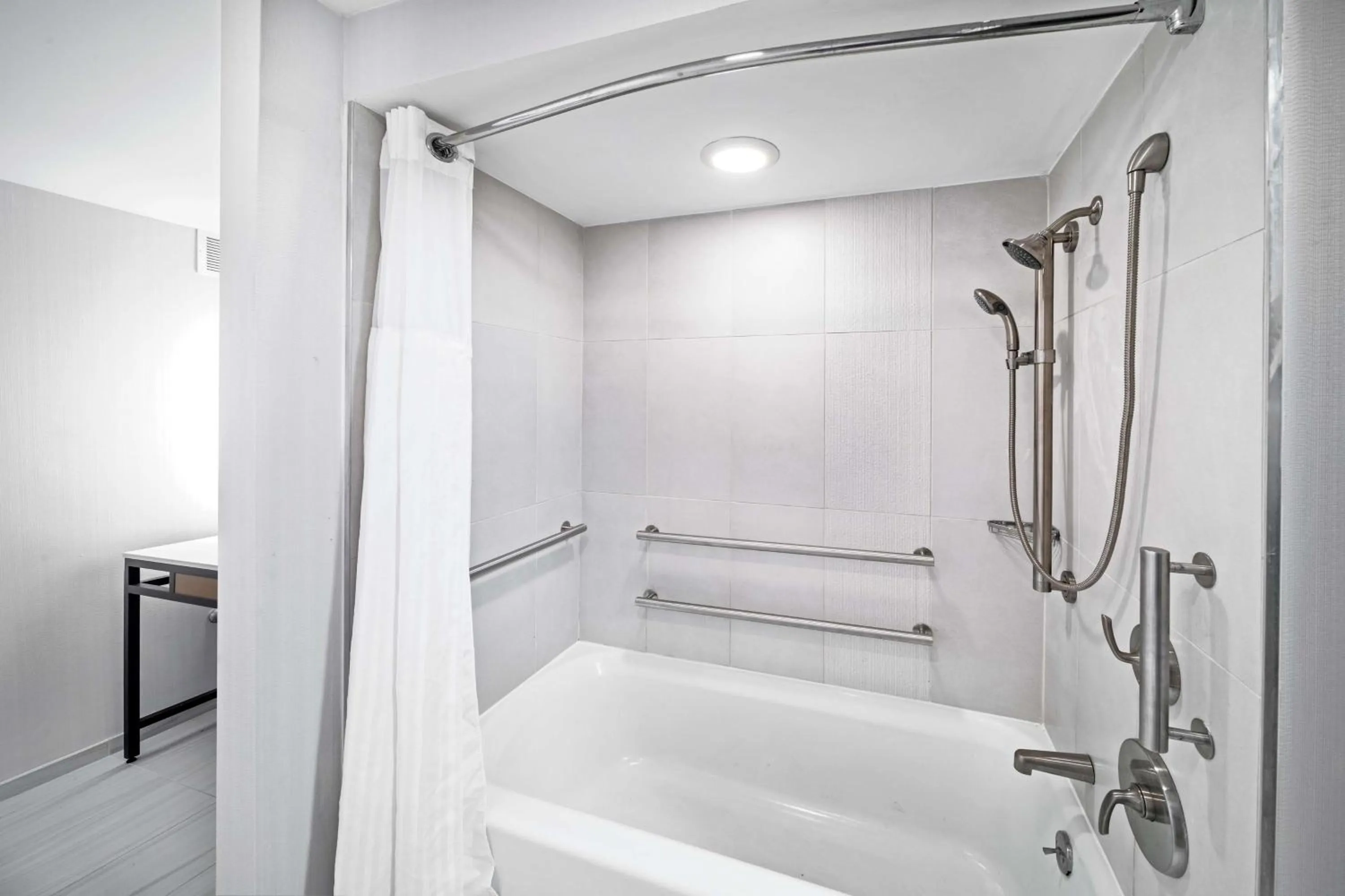 Bathroom in DoubleTree by Hilton Tulsa - Warren Place