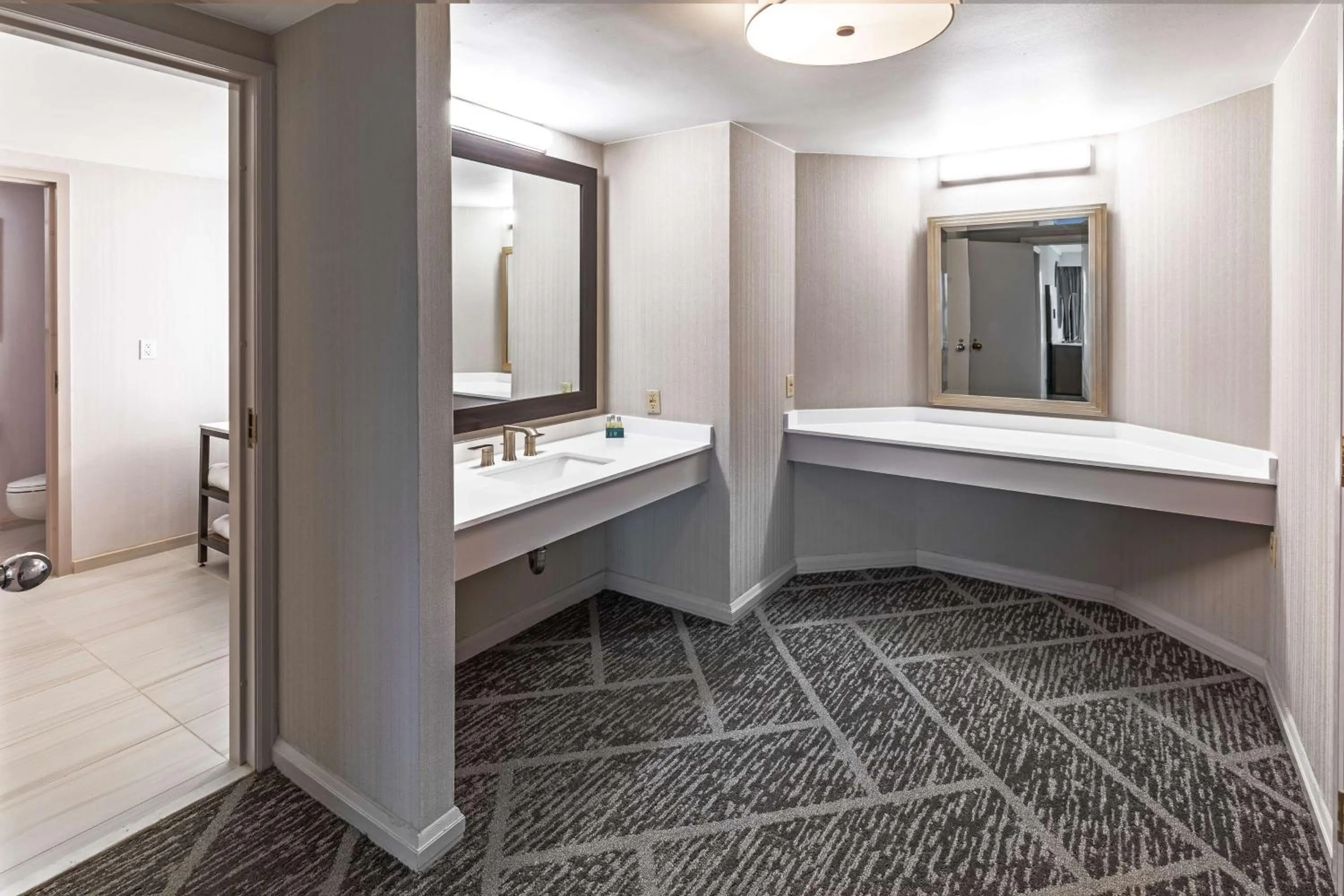 Bathroom in DoubleTree by Hilton Tulsa - Warren Place