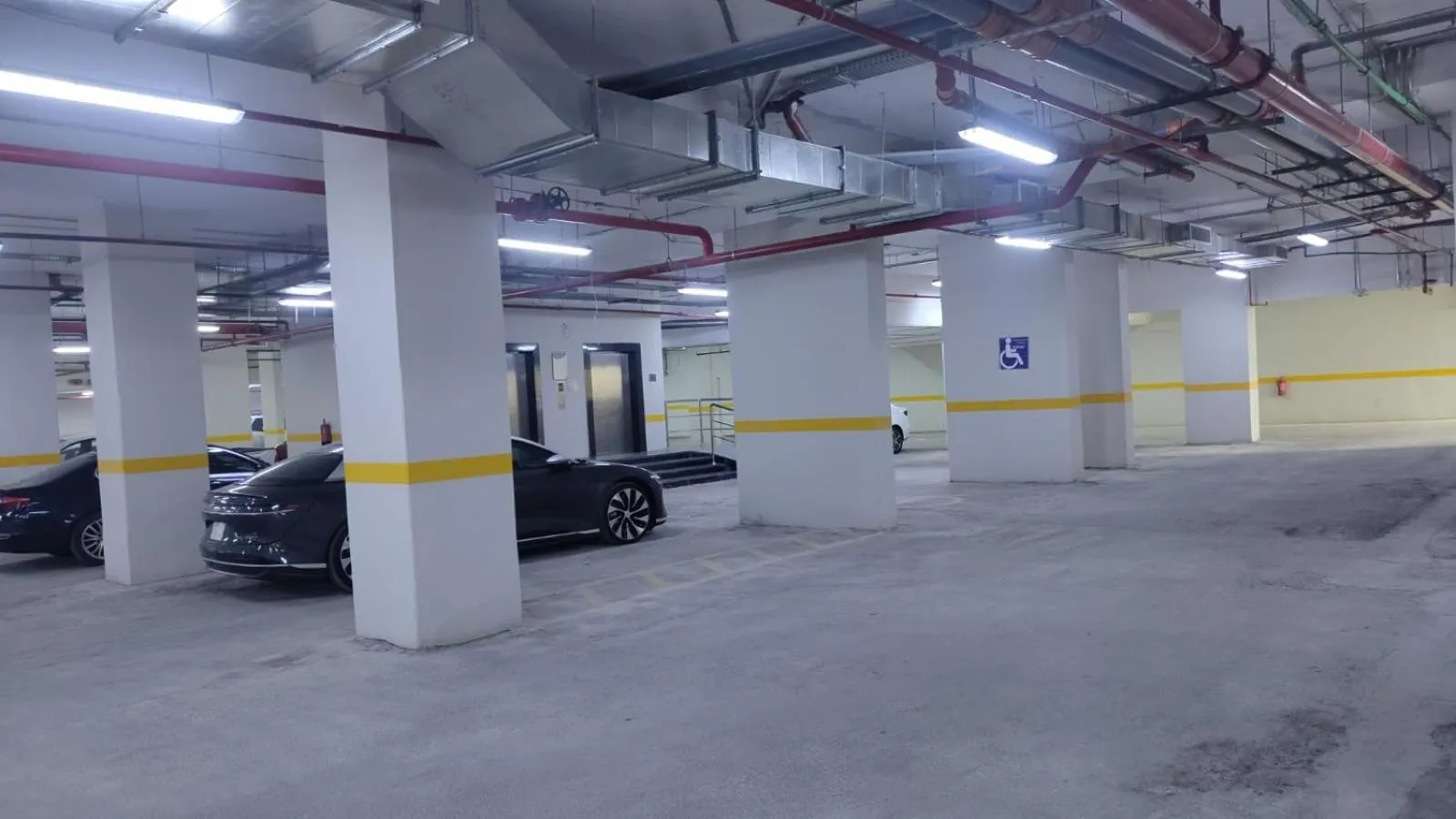 Parking in Manazel Al Diafah Serviced Apartments Olaya