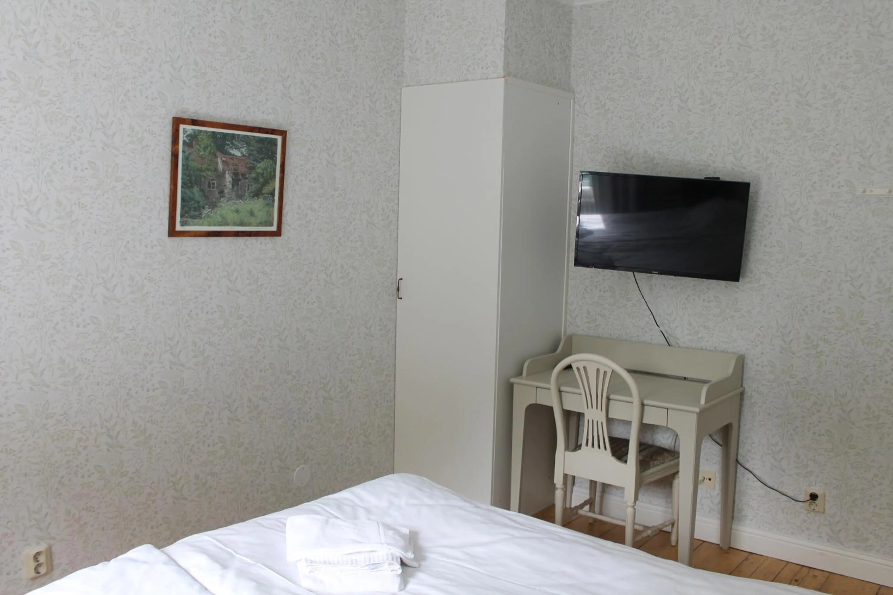 Bed in Wanbo Herrgård