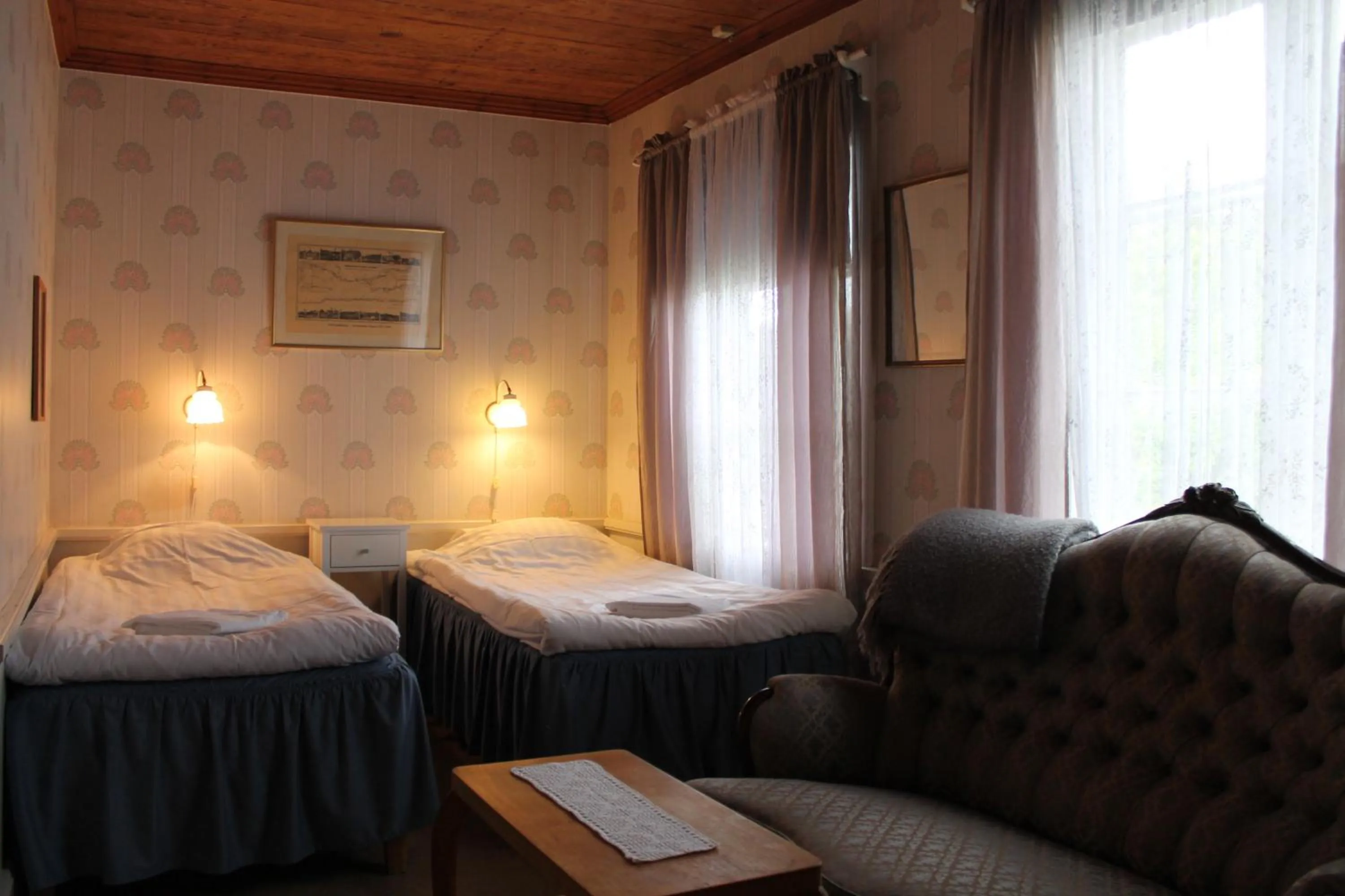 Bed in Wanbo Herrgård