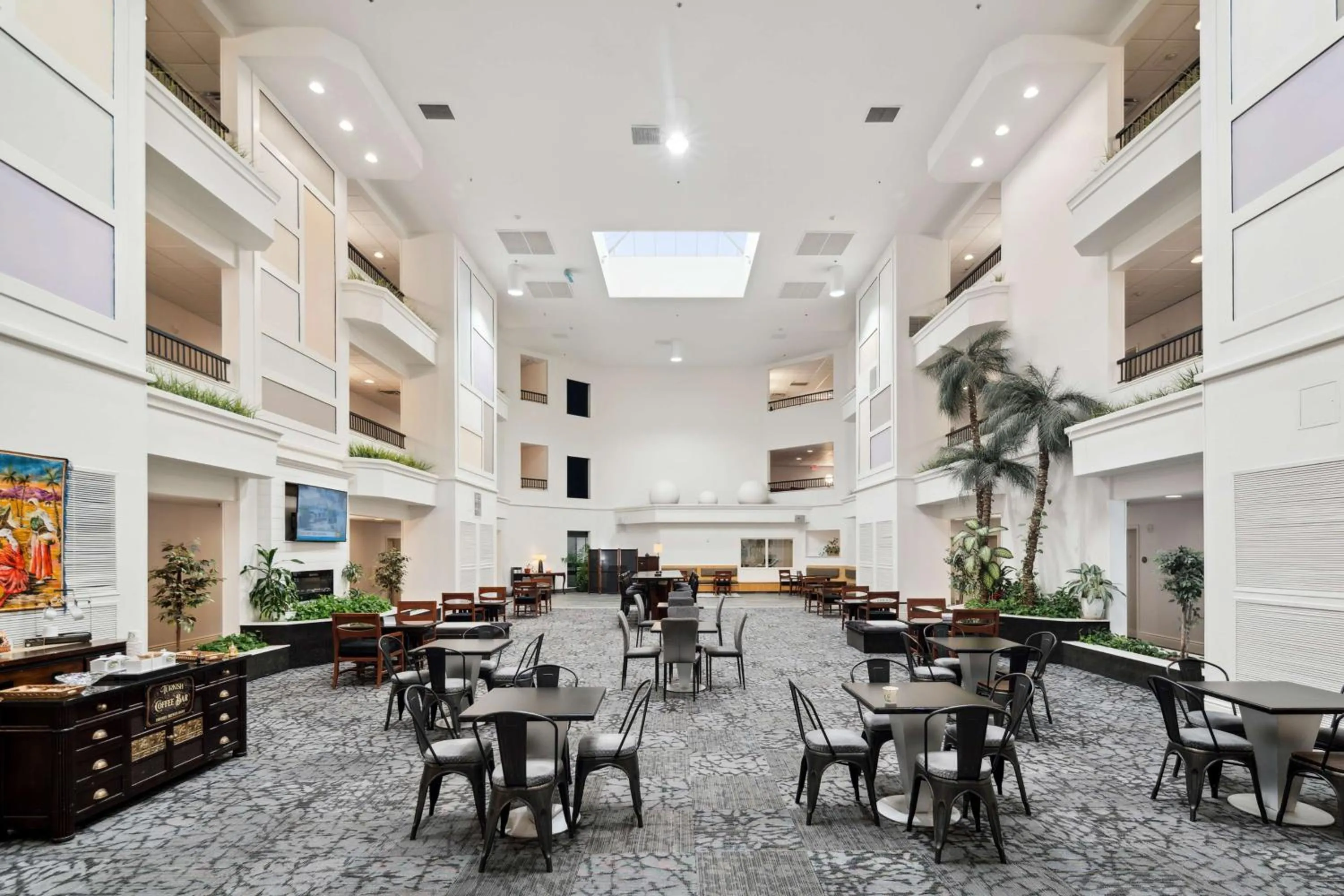 Lobby or reception in Sonesta Essential Vacaville Napa Valley