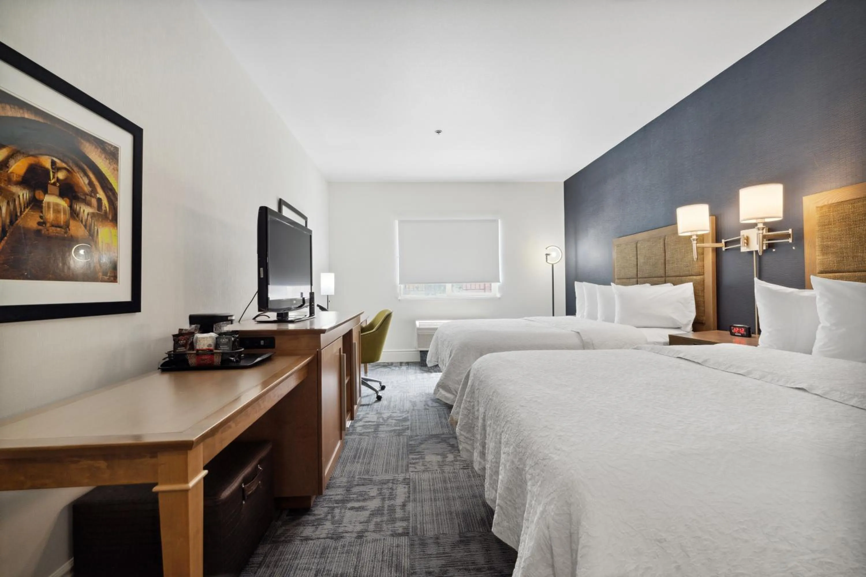 Bed in Sonesta Essential Vacaville Napa Valley