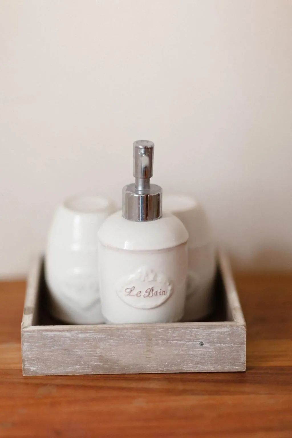 Decorative detail in Provence Dodo