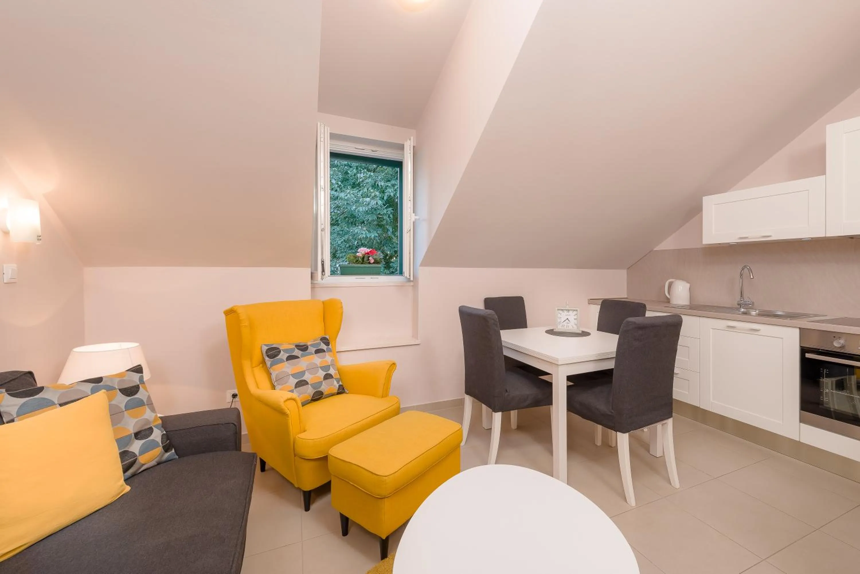 Kitchen or kitchenette in Vila Ora