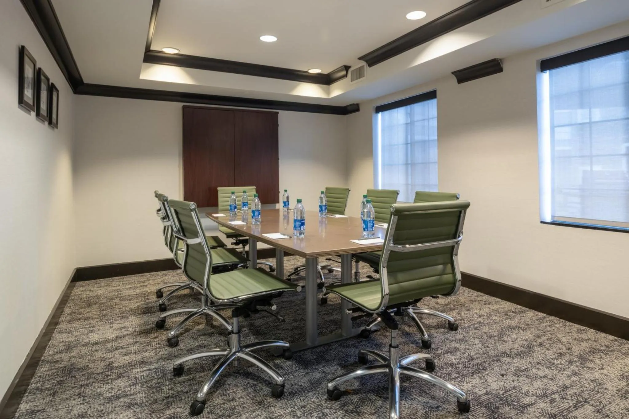 Meeting/conference room in Staybridge Suites Columbus-Dublin by IHG