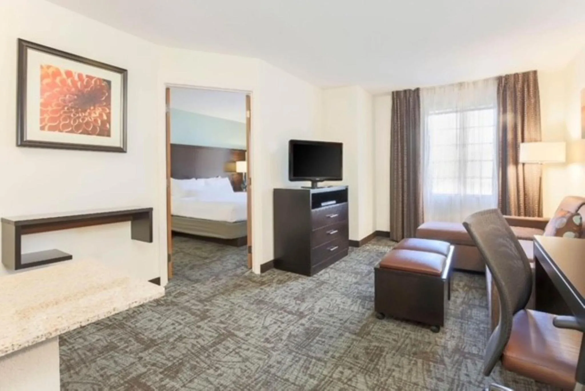 Photo of the whole room, Bed in Staybridge Suites Columbus-Dublin by IHG