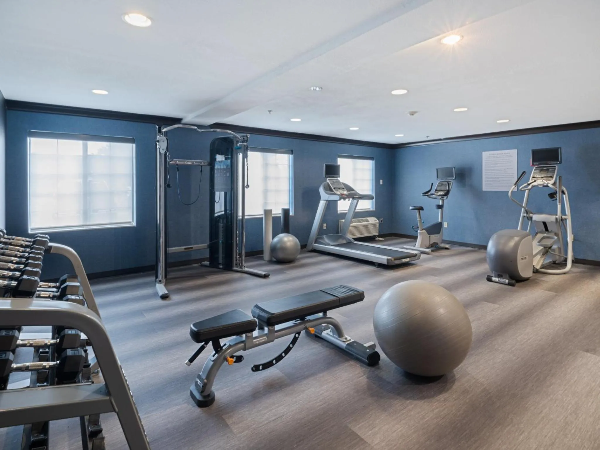 Fitness centre/facilities in Staybridge Suites Columbus-Dublin by IHG