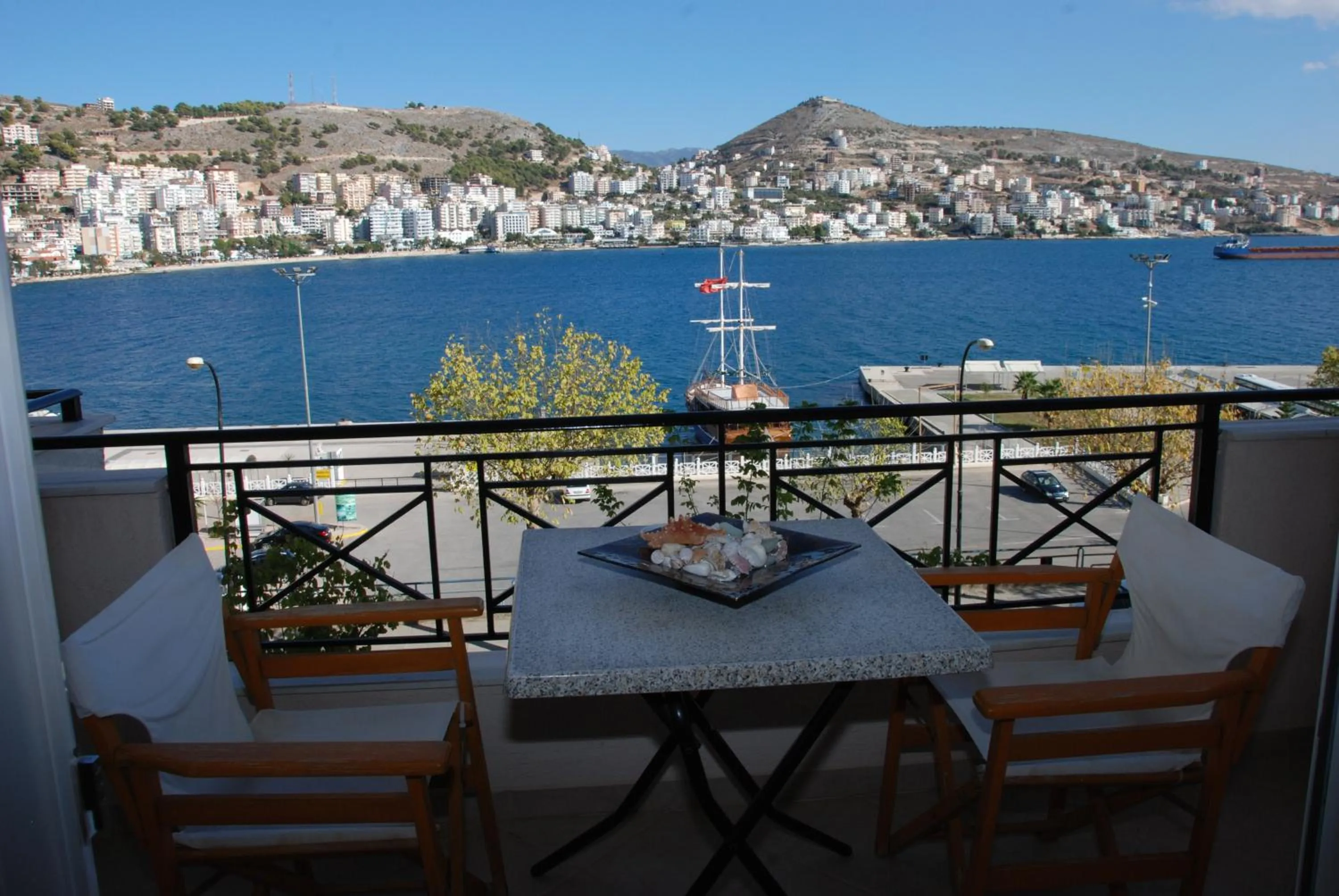Balcony/Terrace in Hotel Mano