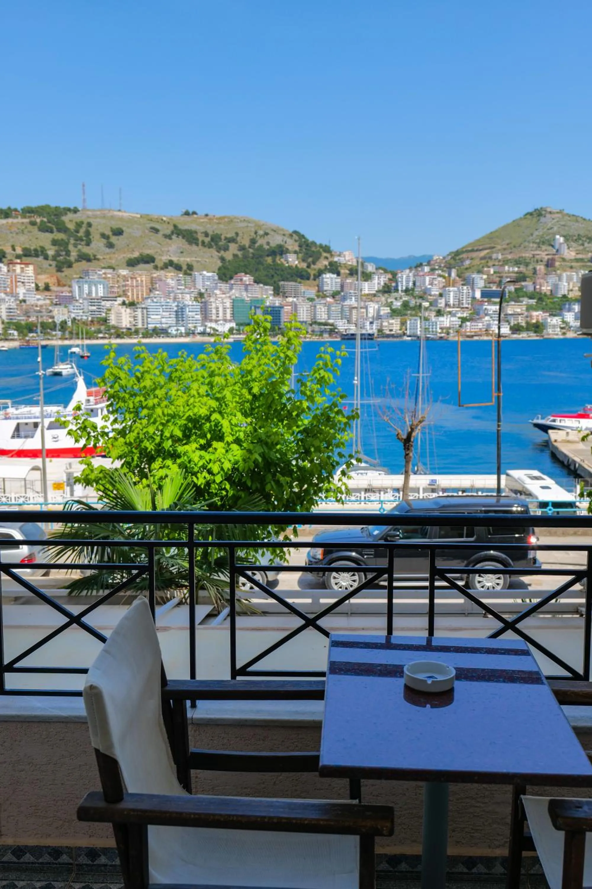 Balcony/Terrace in Hotel Mano