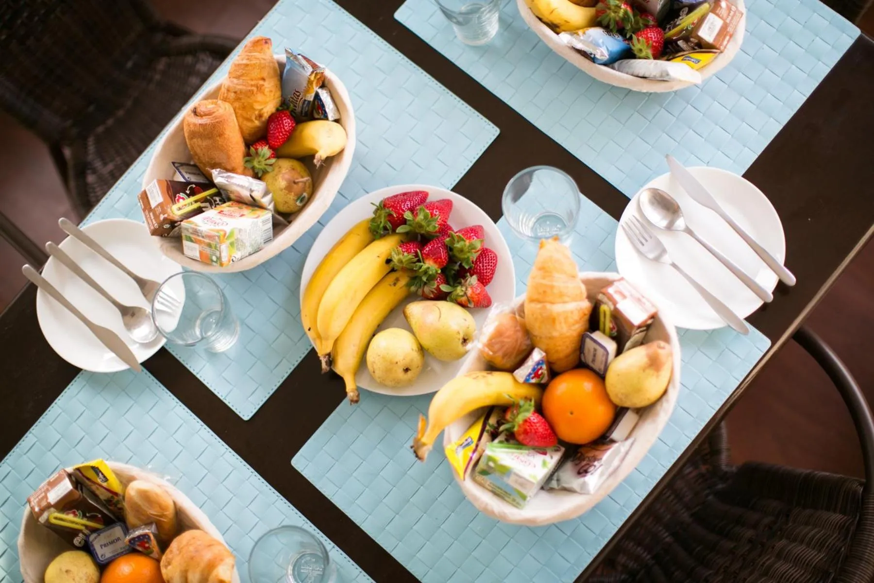 Continental breakfast in Douro Surf Hostel