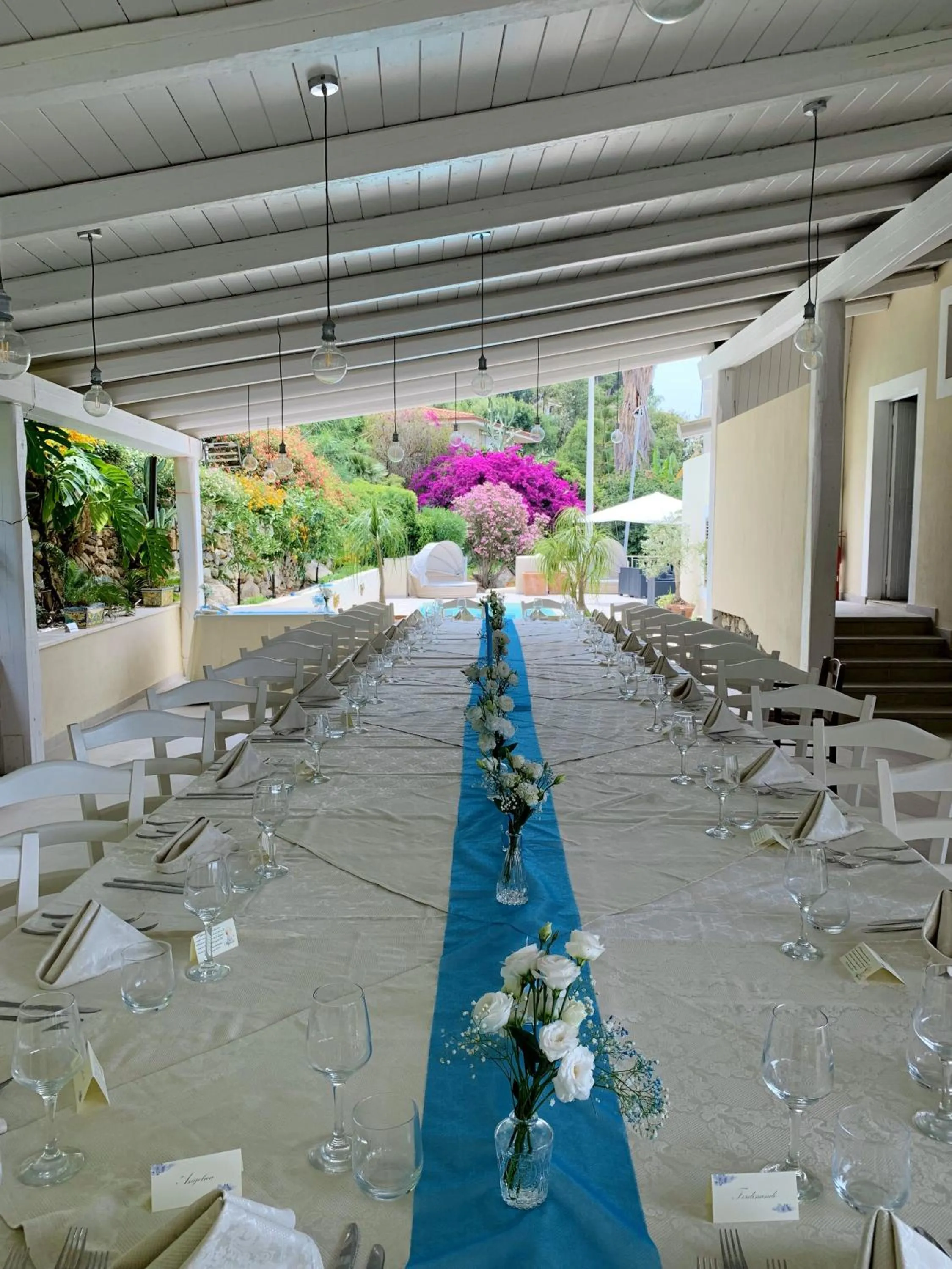 Restaurant/places to eat in HOTEL MERCURIO SUL MARE - Fish restaurant and private beach