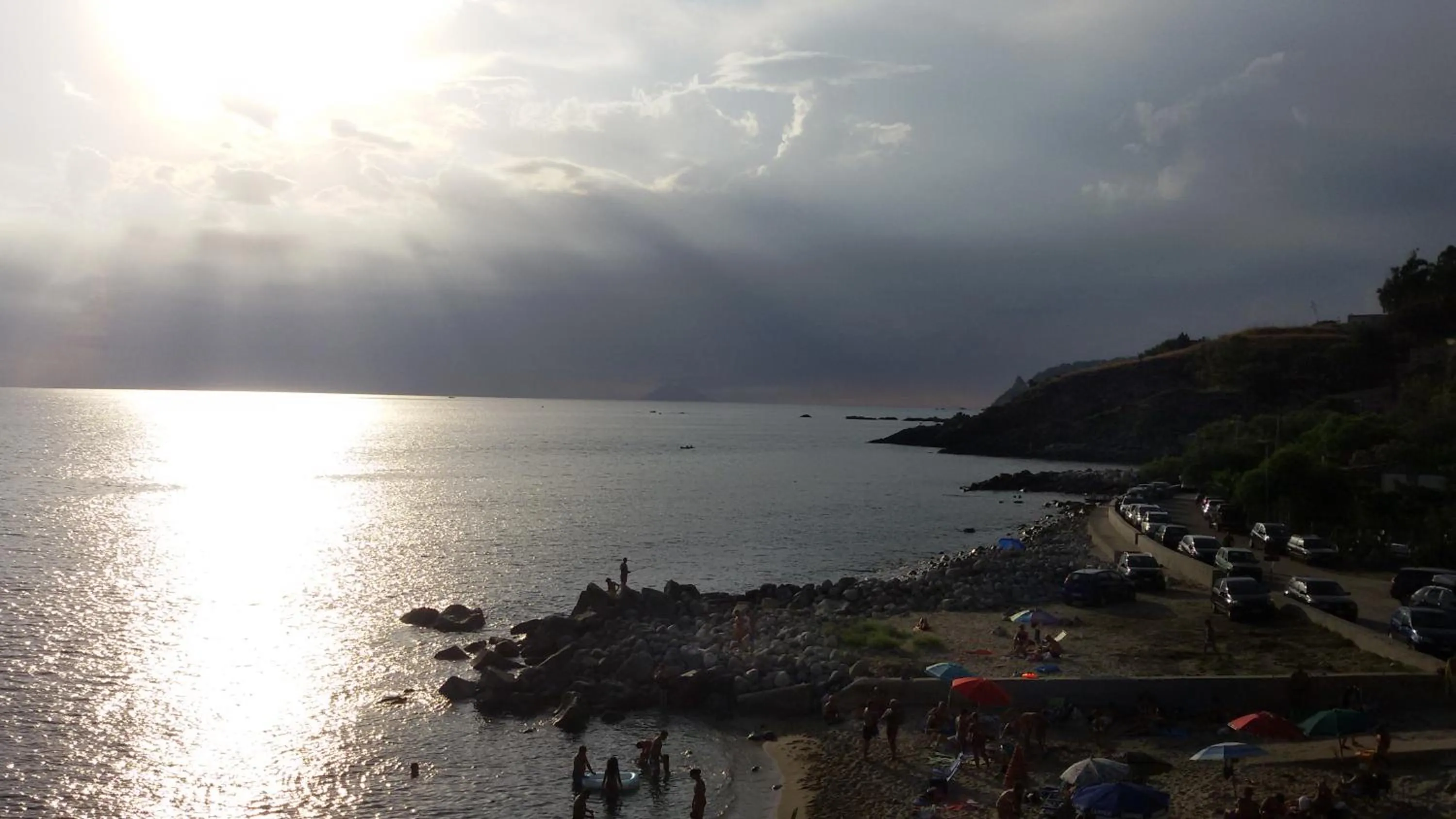 Day in HOTEL MERCURIO SUL MARE - Fish restaurant and private beach