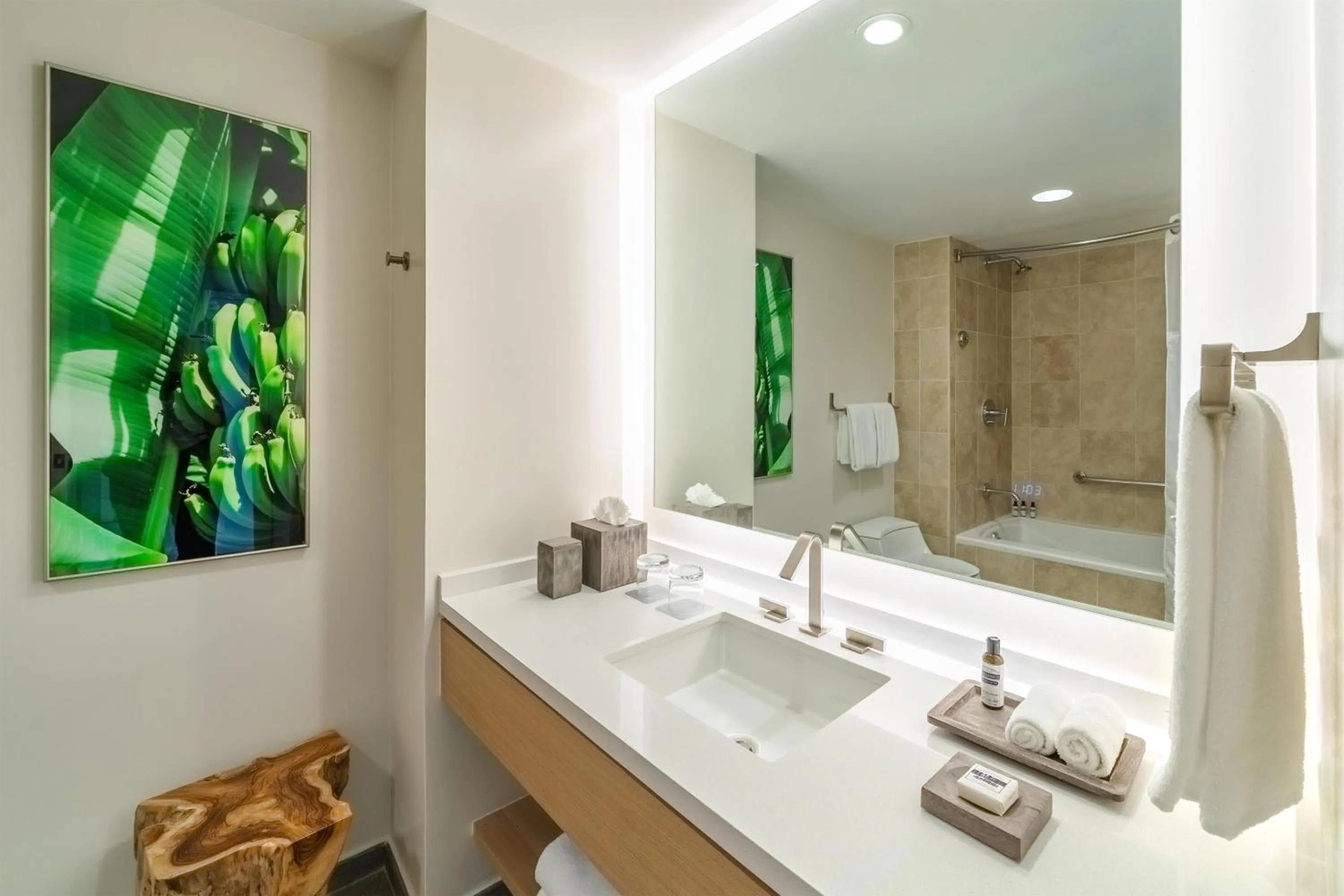 Bathroom in Hyatt Regency Aruba Resort & Casino