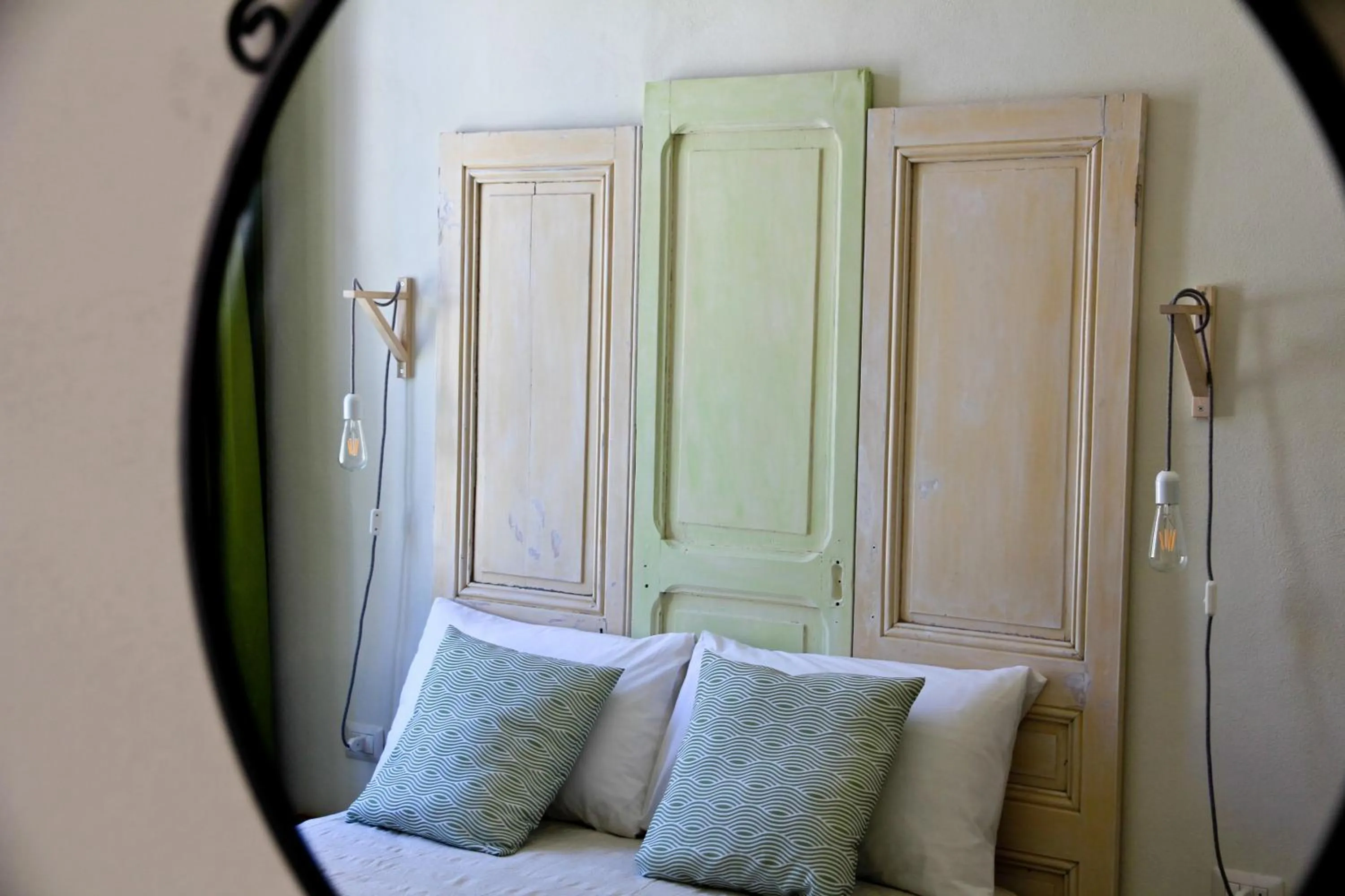 Decorative detail, Bed in Hotel Elandra