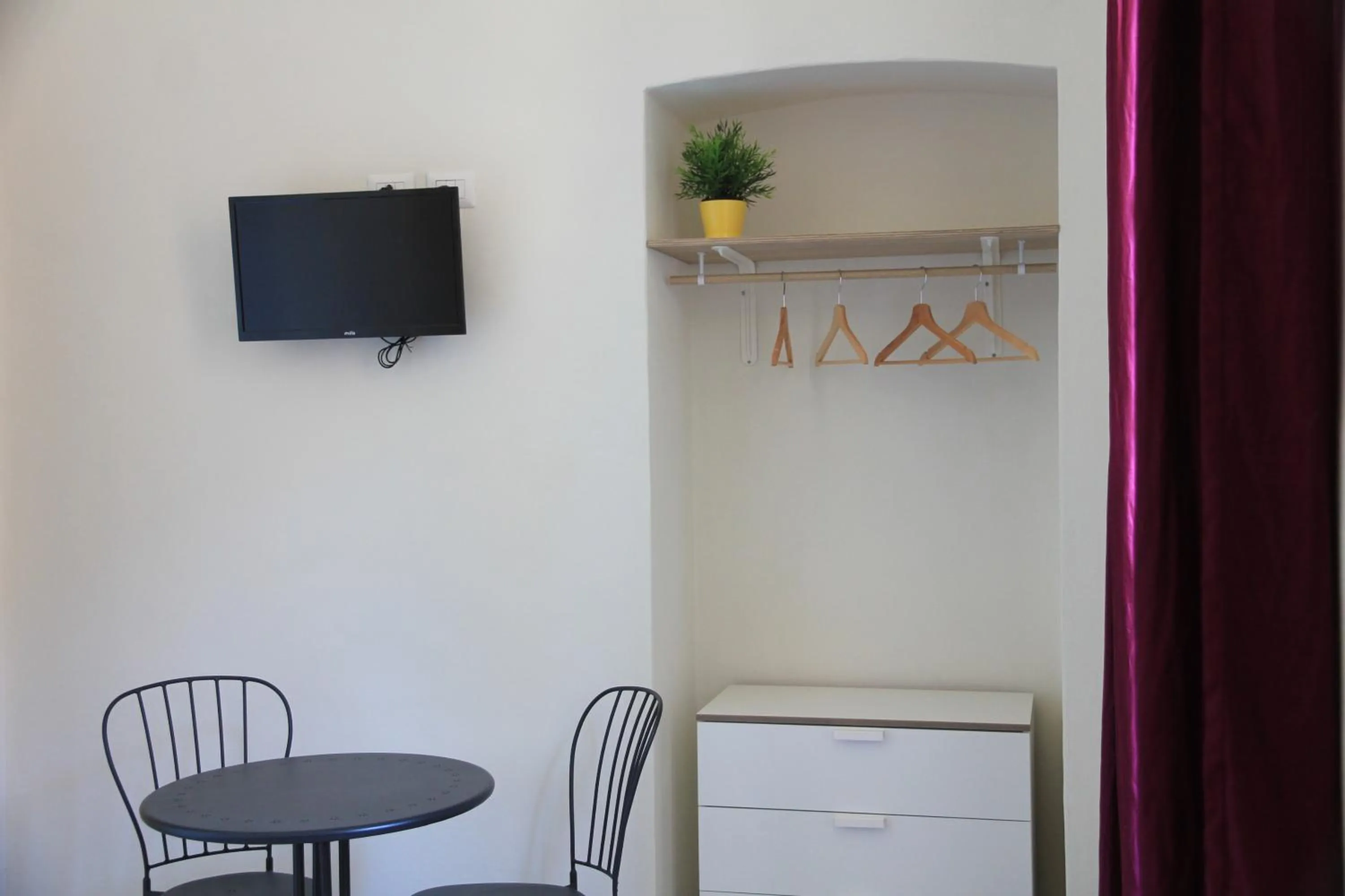 Seating area in Hotel Elandra