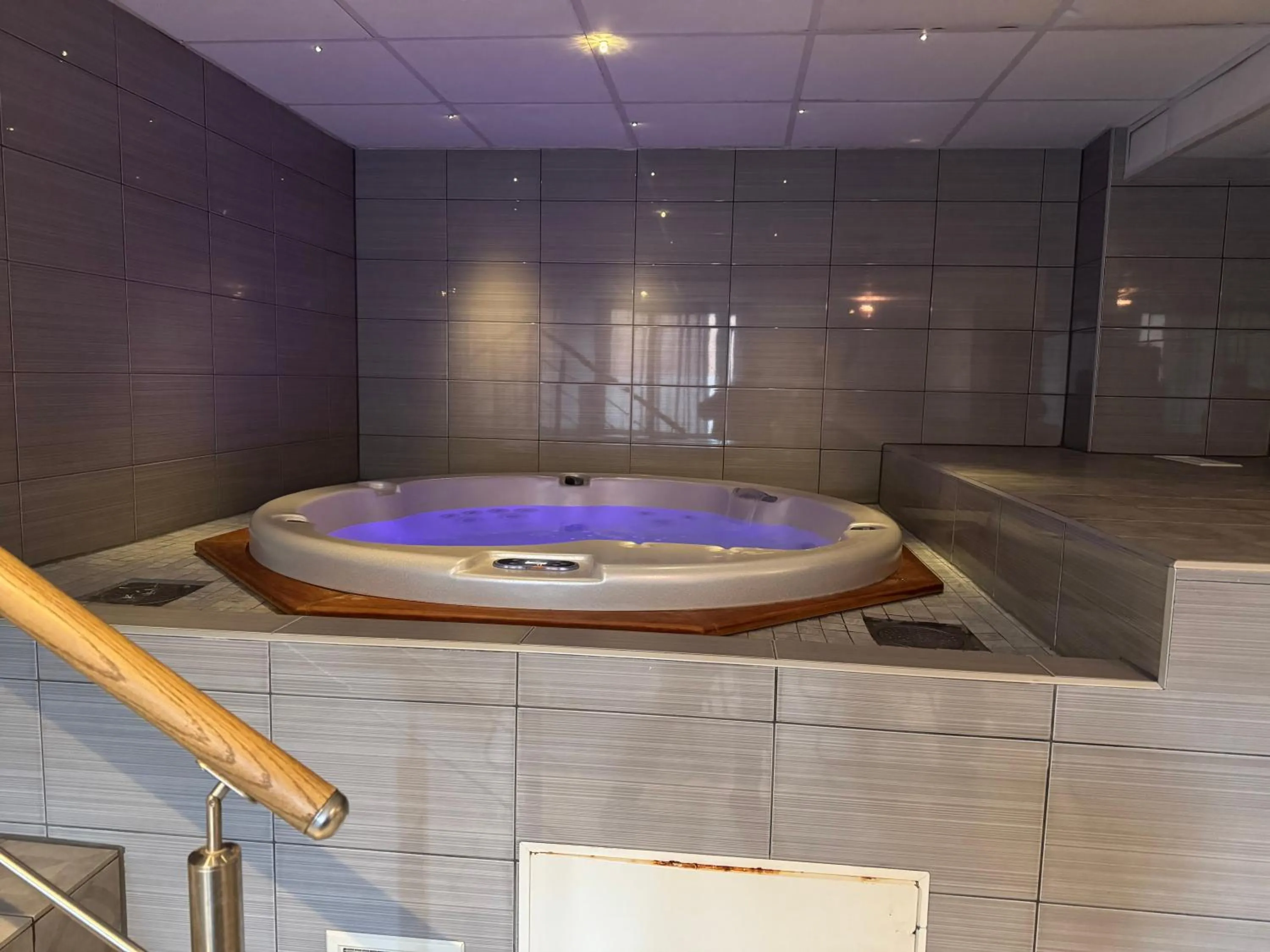 Swimming pool in Best Western Hotell Ett