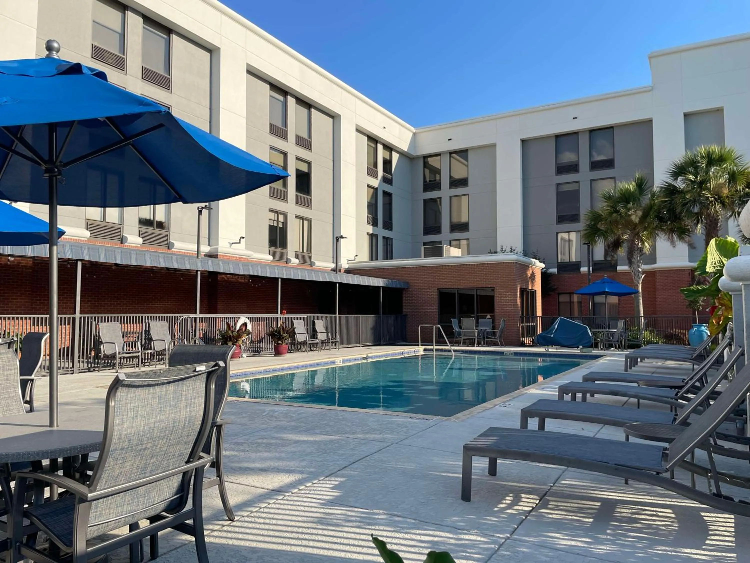 Pool view in Hampton Inn Pensacola-Airport