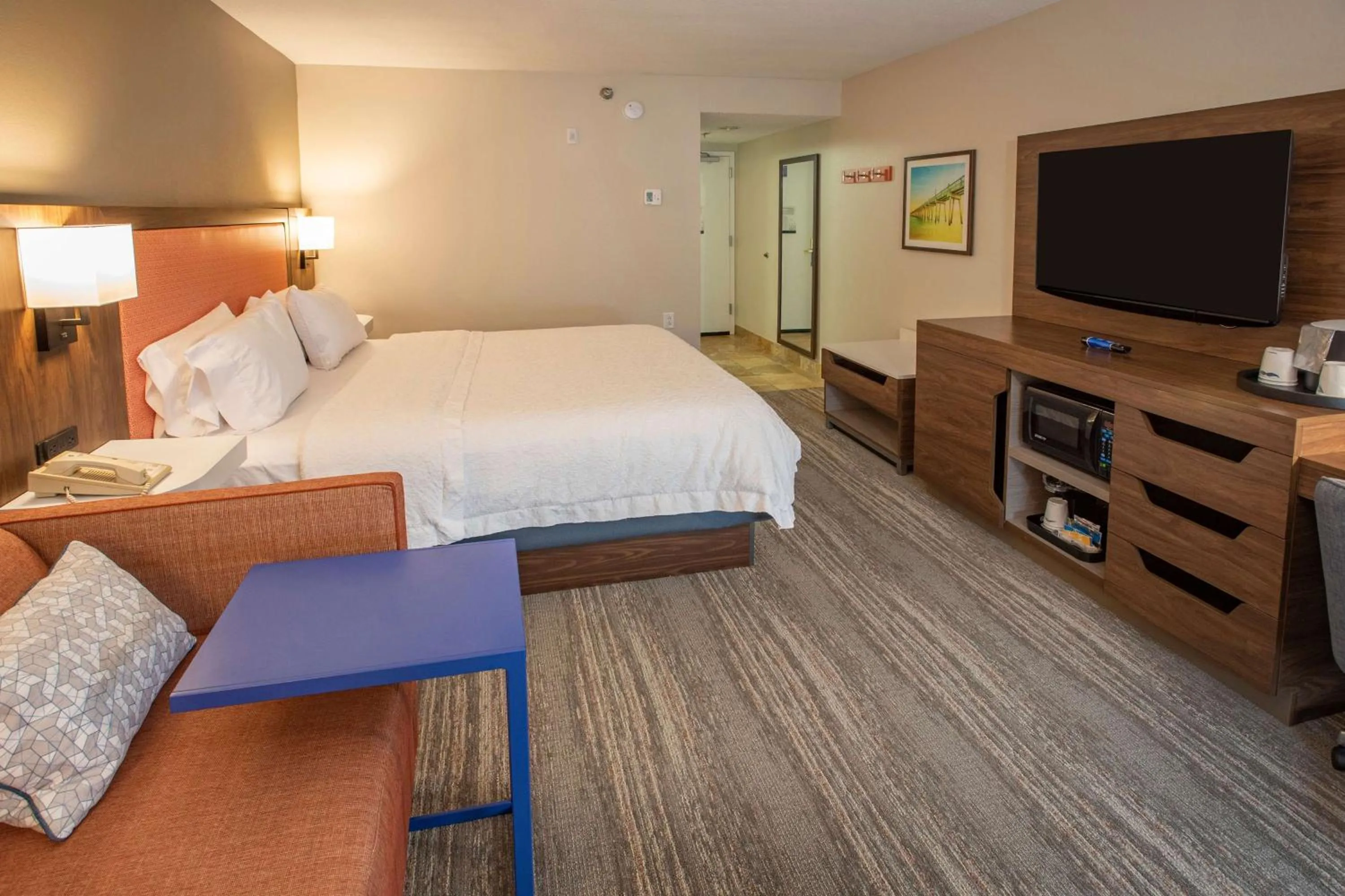 Bed in Hampton Inn Pensacola-Airport