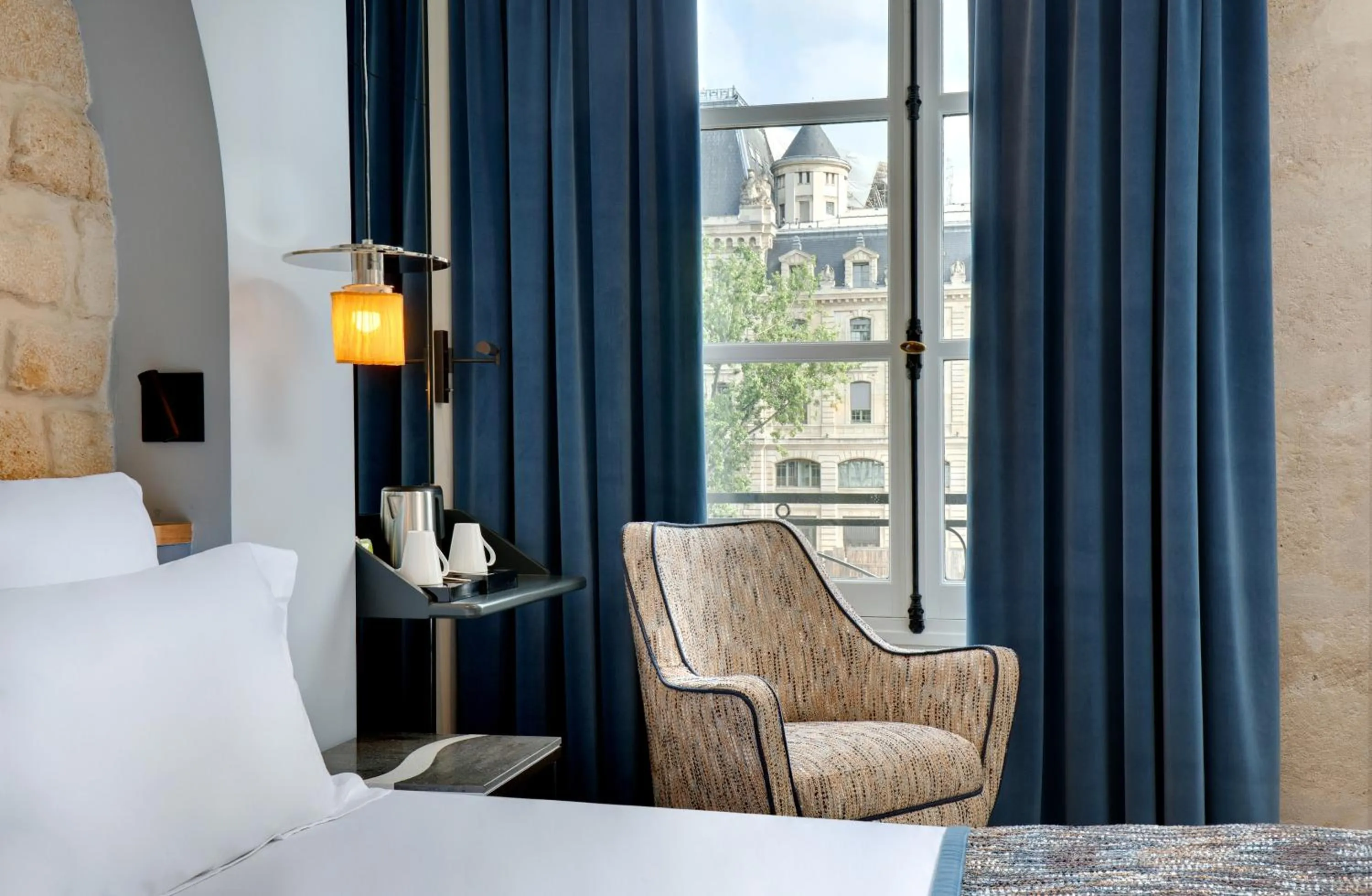 Bedroom, Bed in Les Rives de Notre-Dame