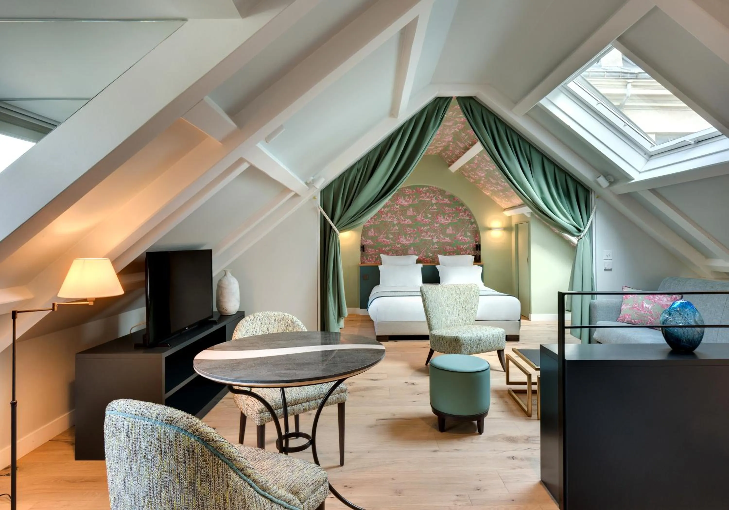 Bed in Les Rives de Notre-Dame