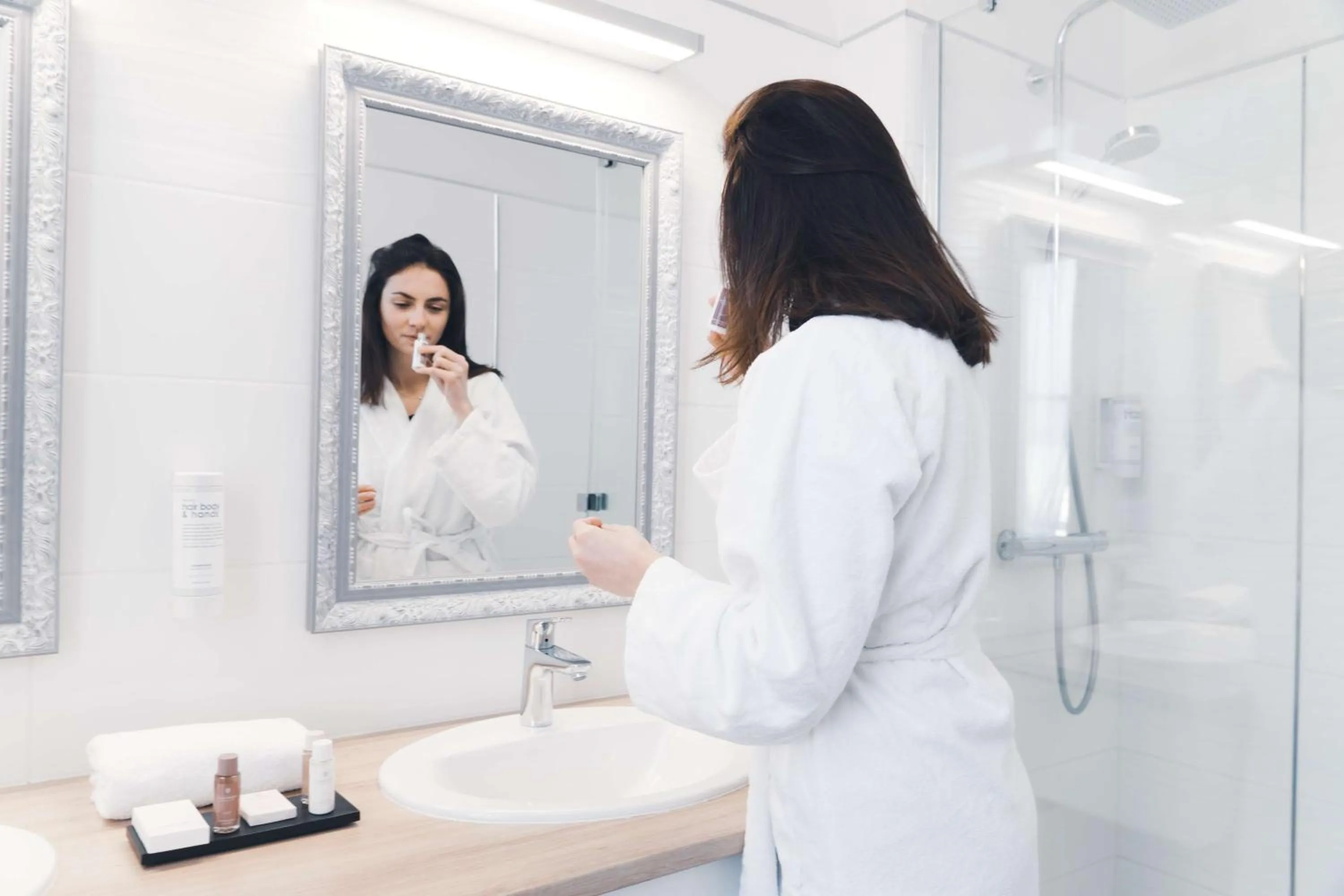 Bathroom in Oceania Hôtel d'Anjou Angers