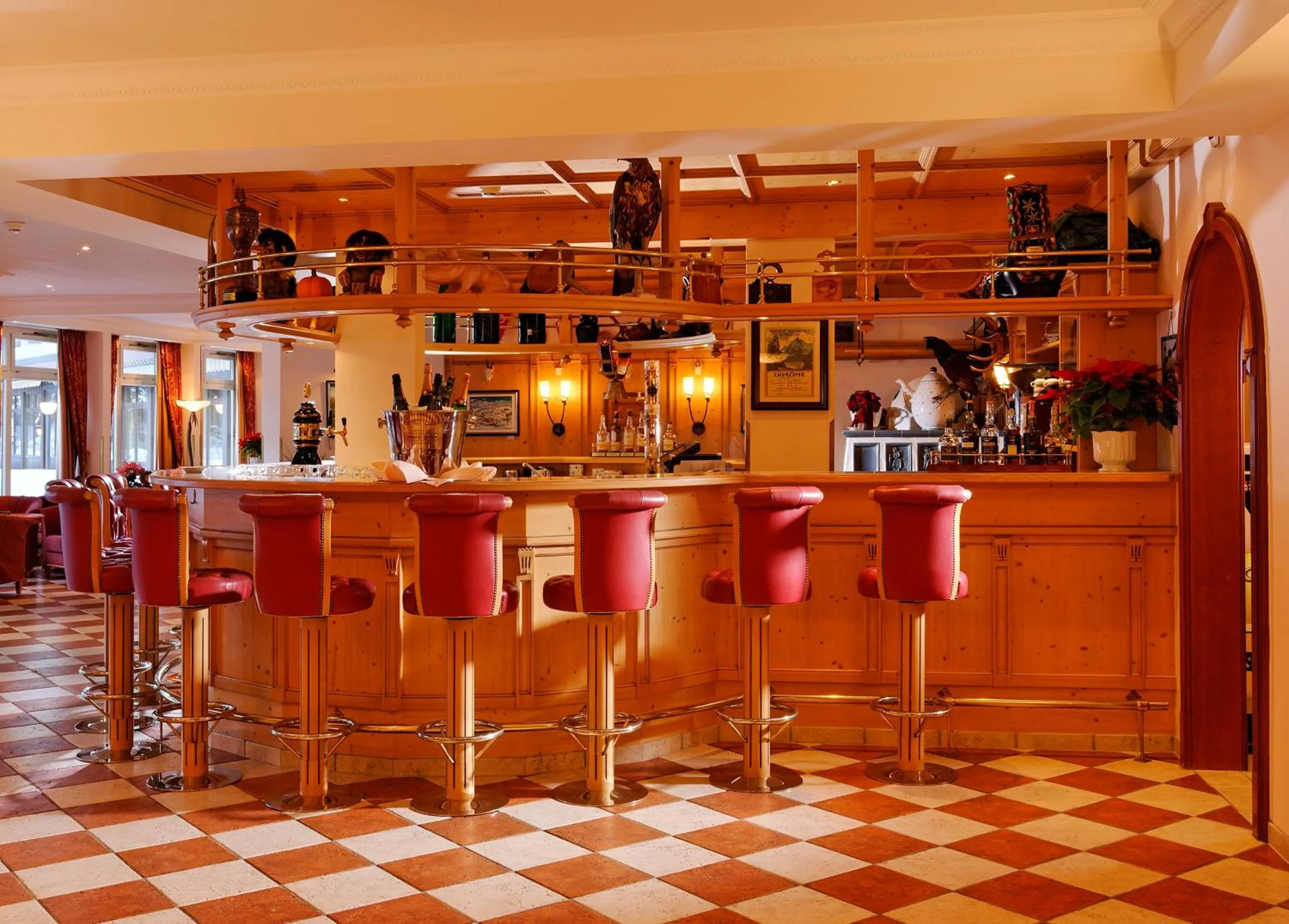 Lounge or bar in The Glacier Hotel - ex Eurotel Victoria -