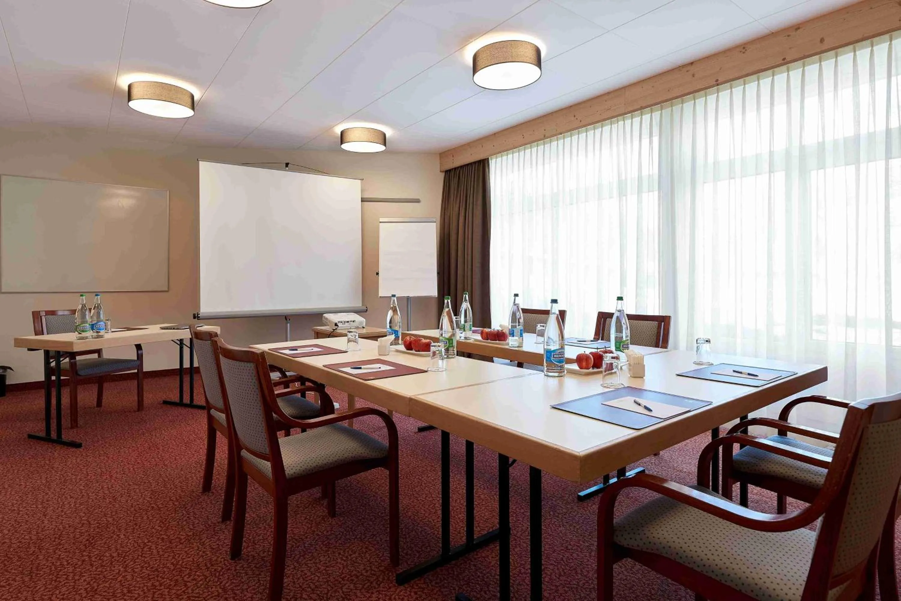 Meeting/conference room in The Glacier Hotel - ex Eurotel Victoria -
