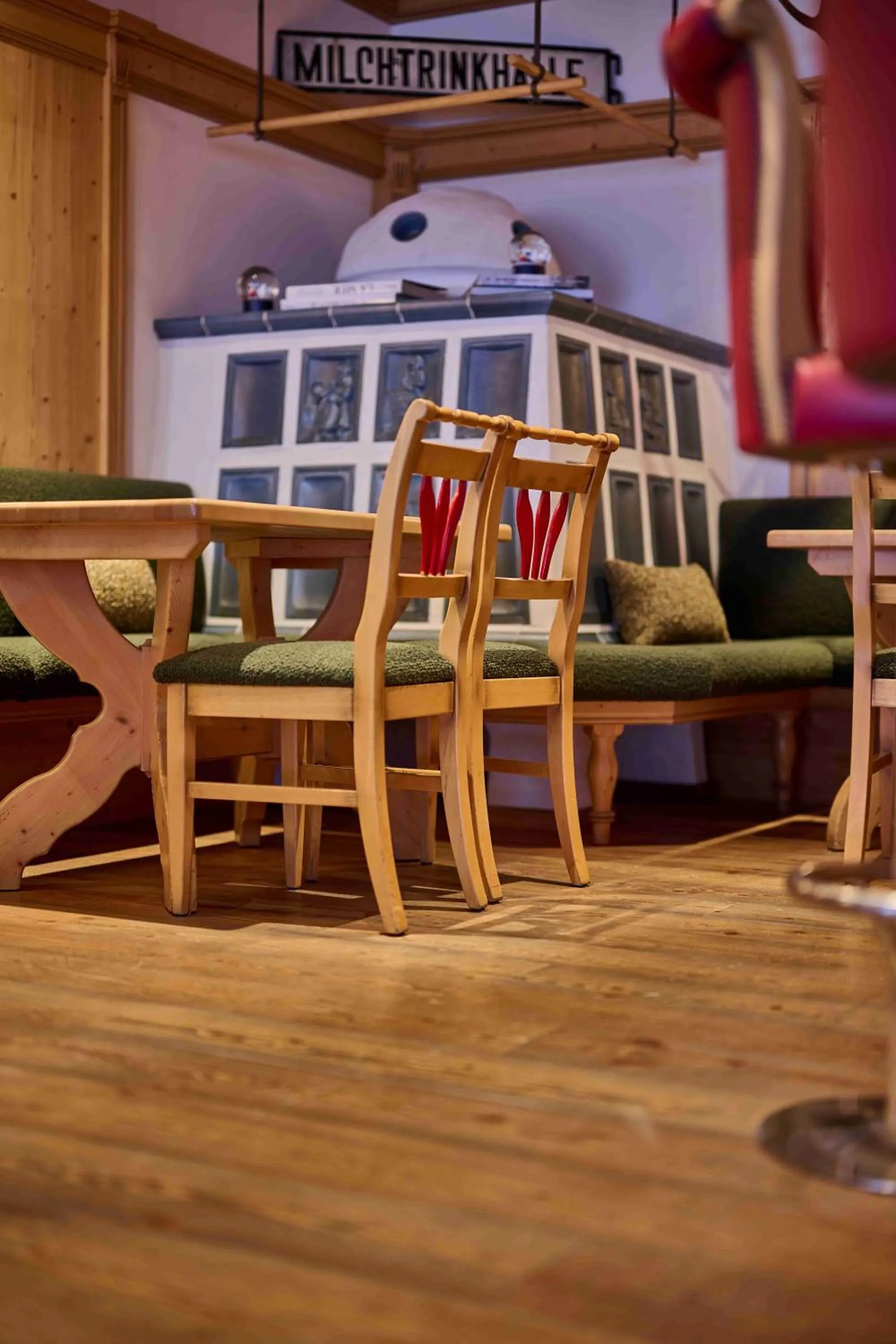 Lounge or bar in The Glacier Hotel - ex Eurotel Victoria -