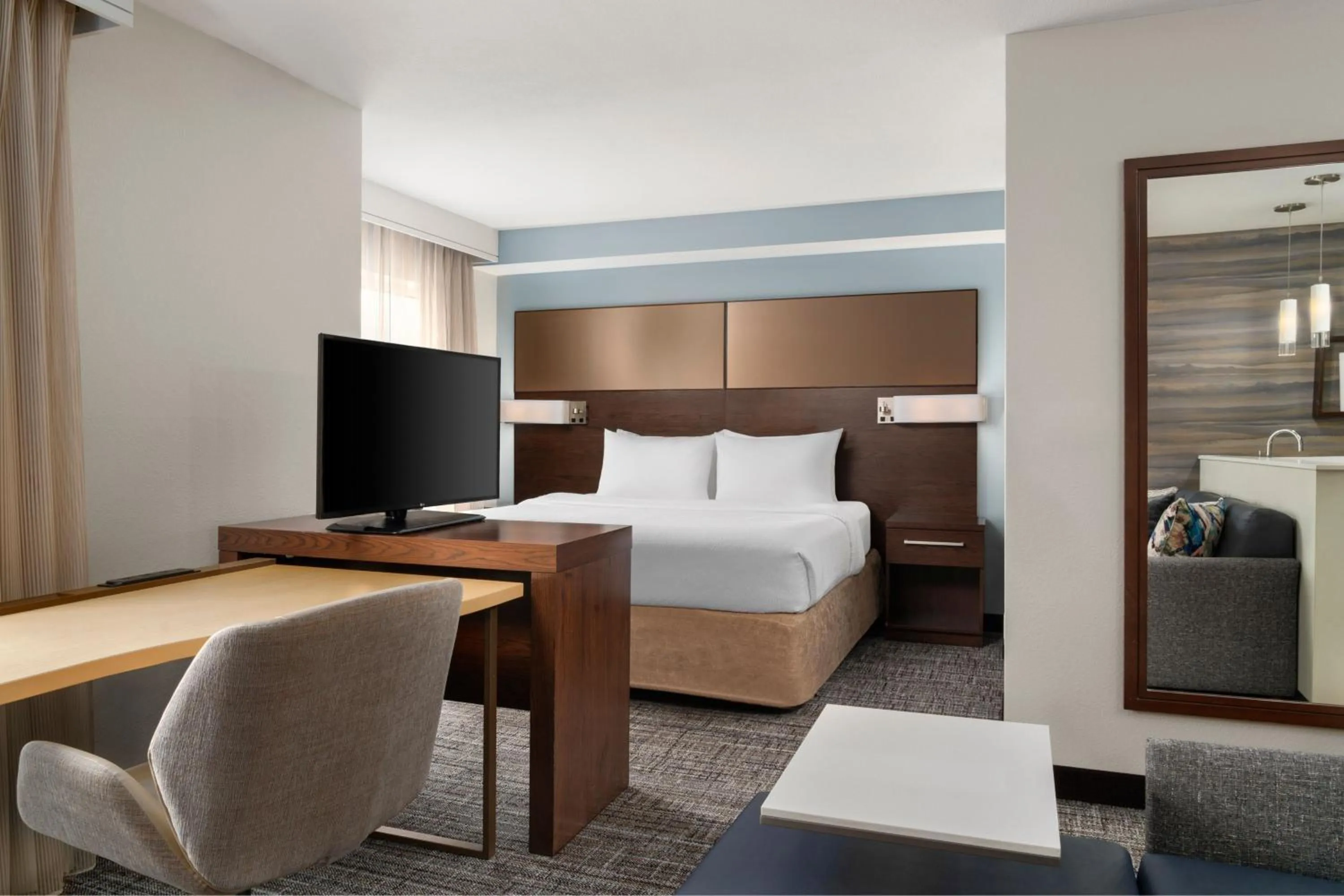 Photo of the whole room, Bed in Residence Inn by Marriott Milwaukee West
