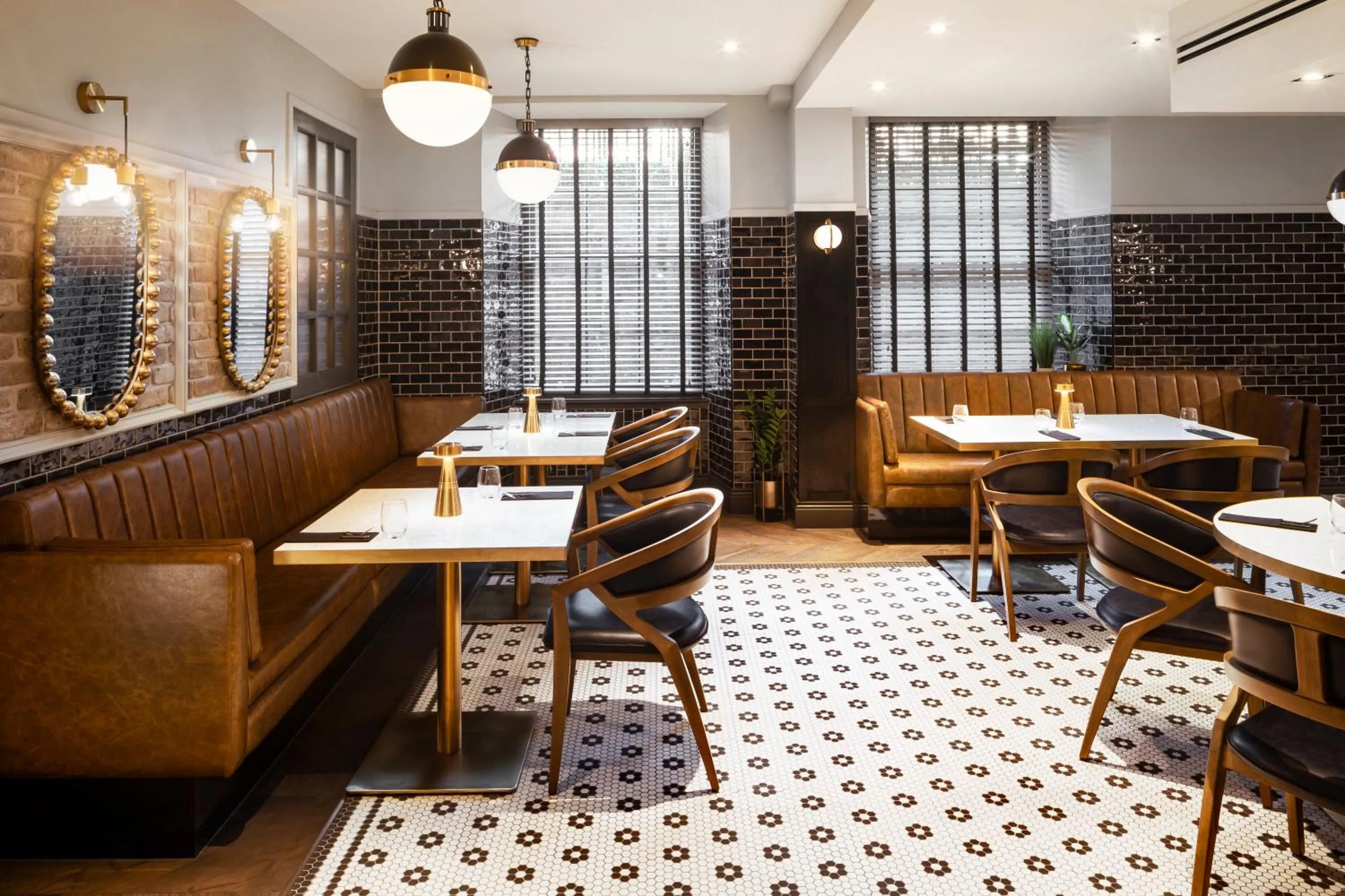 Restaurant/places to eat in Courtyard by Marriott Edinburgh