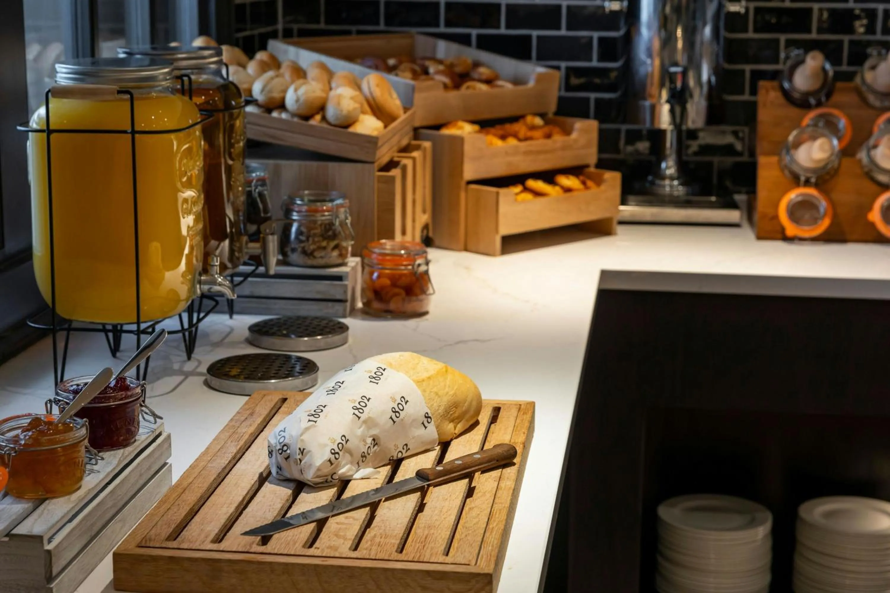 Breakfast in Courtyard by Marriott Edinburgh