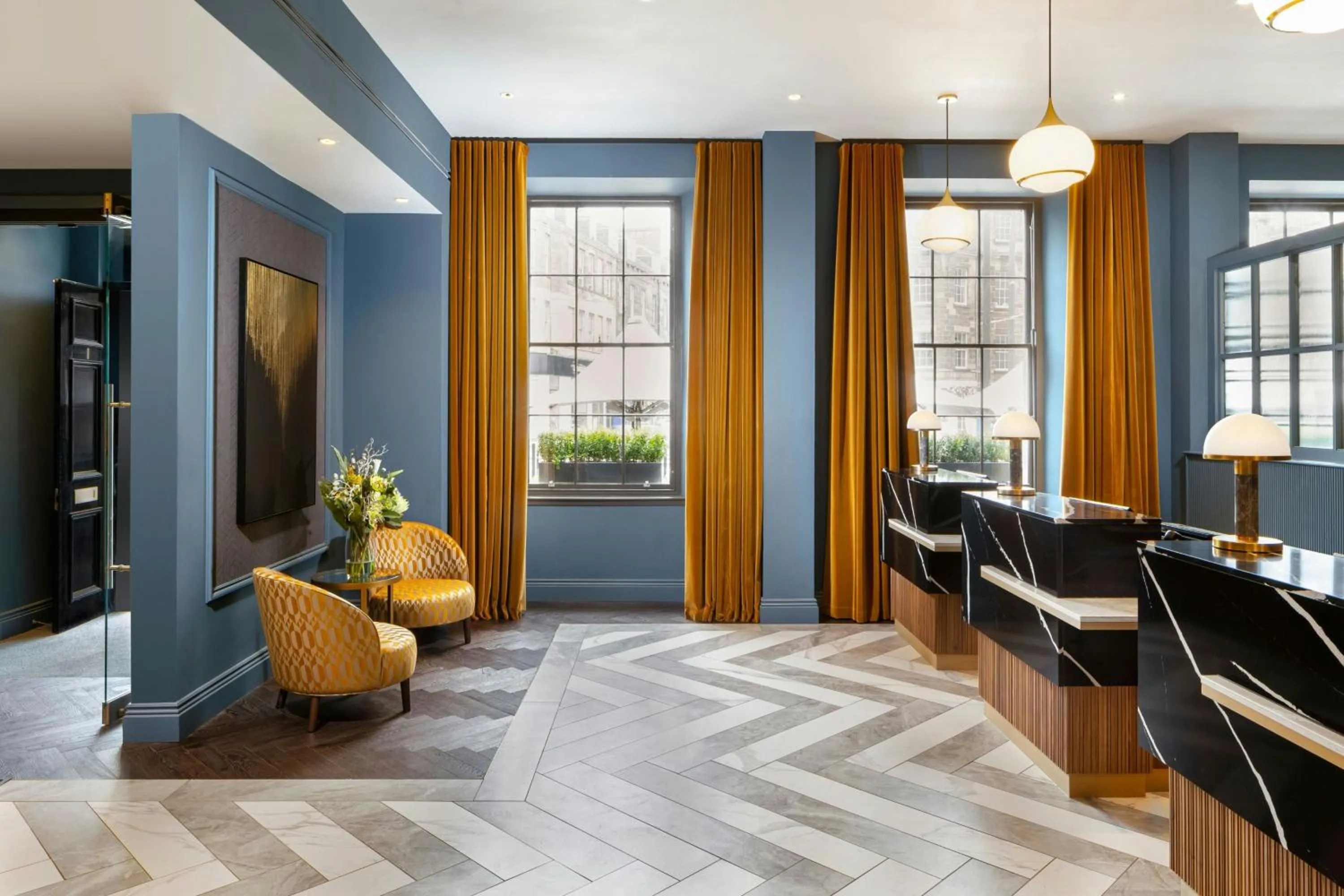 Lobby or reception in Courtyard by Marriott Edinburgh