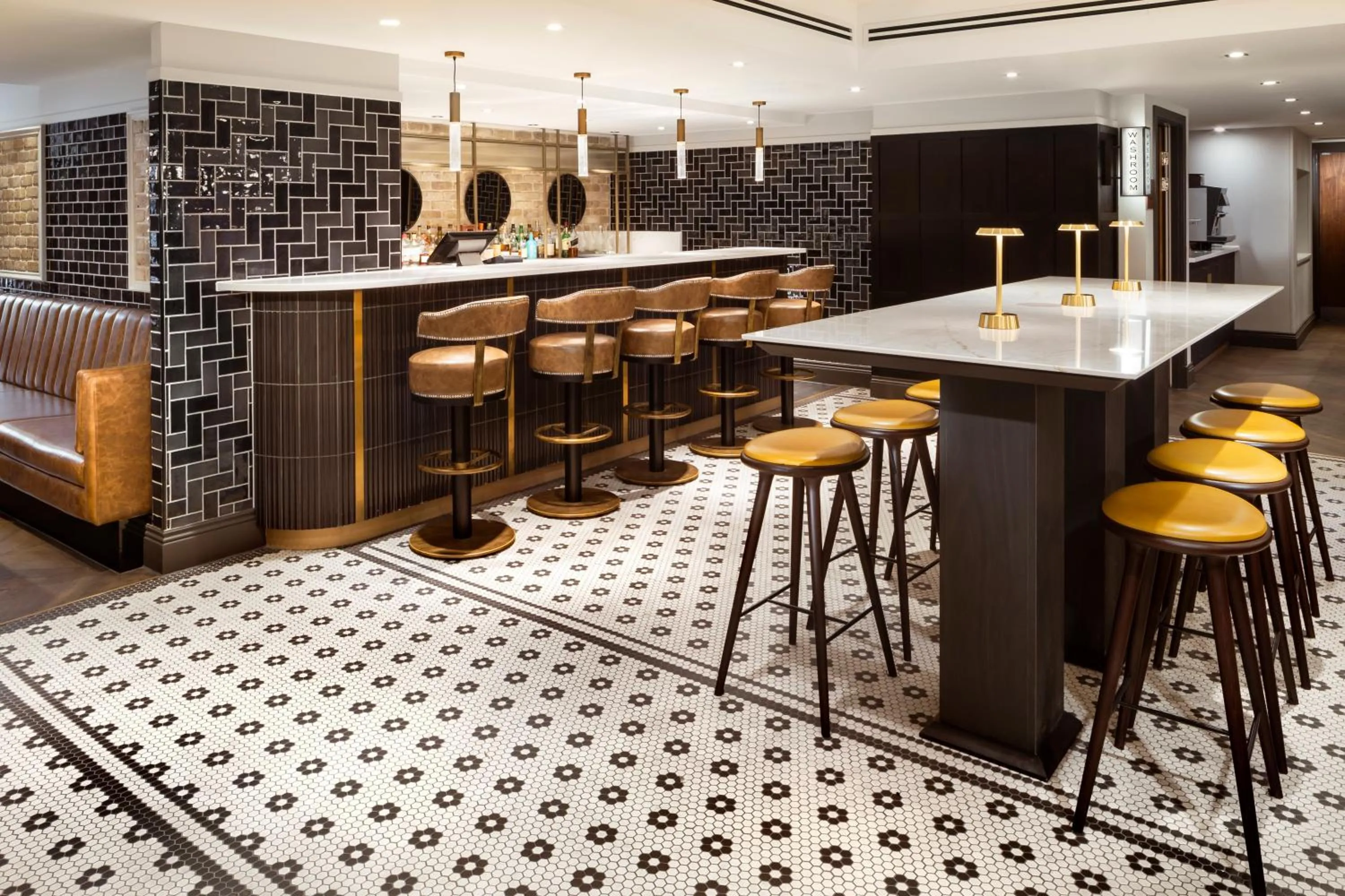 Restaurant/places to eat in Courtyard by Marriott Edinburgh