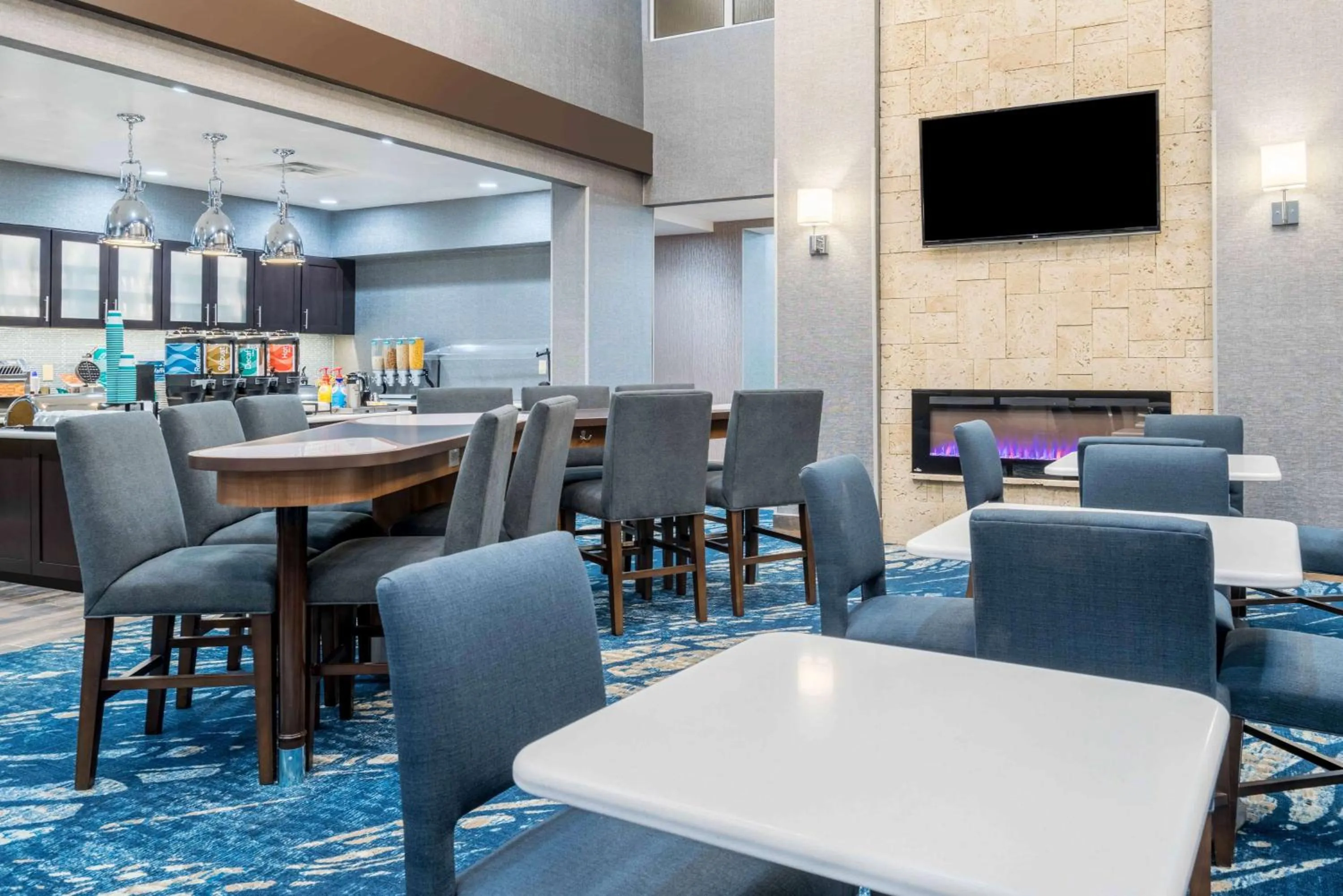 Restaurant/places to eat in Homewood Suites by Hilton Philadelphia Plymouth Meeting