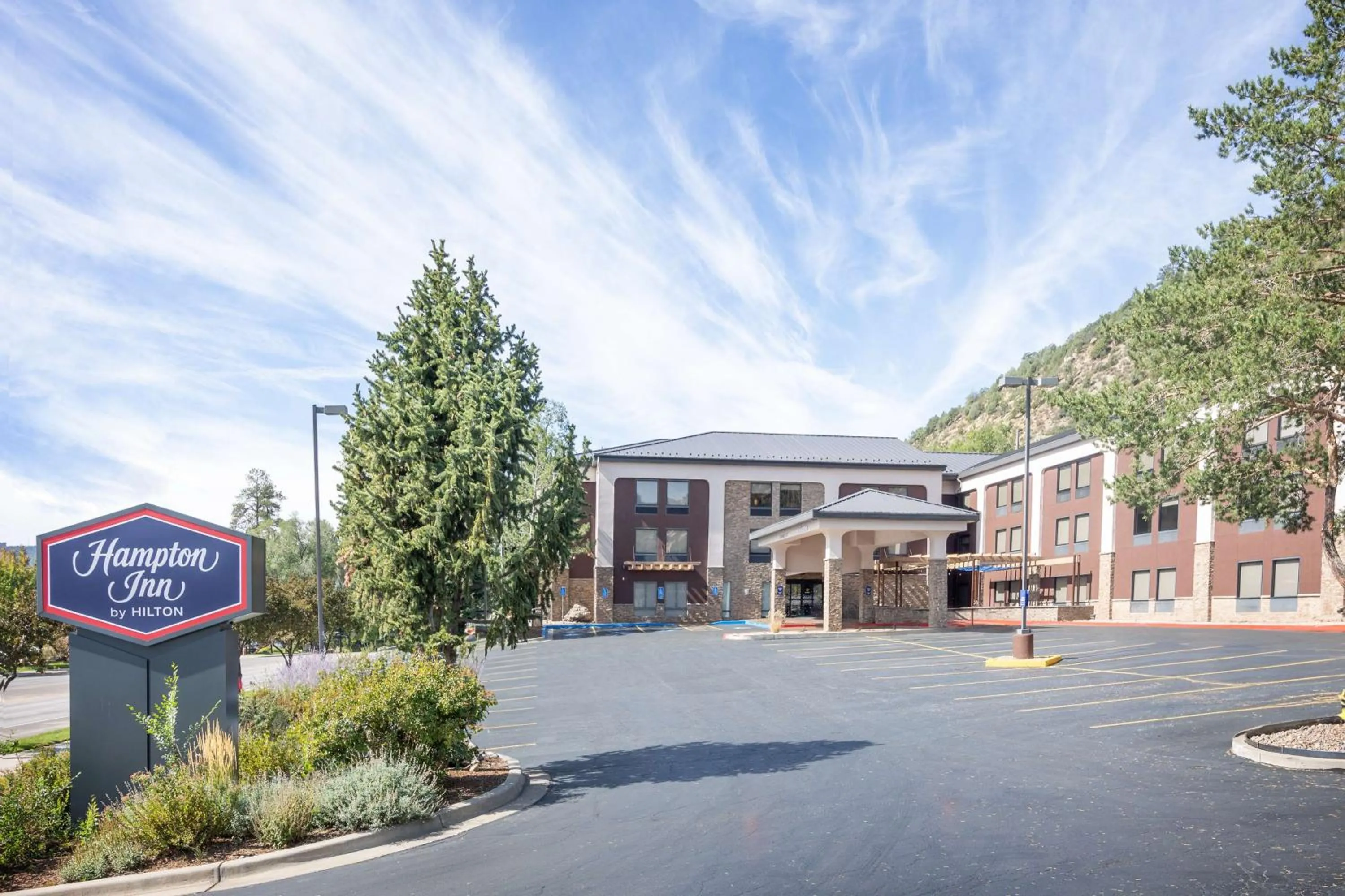 Property building in Hampton Inn Durango