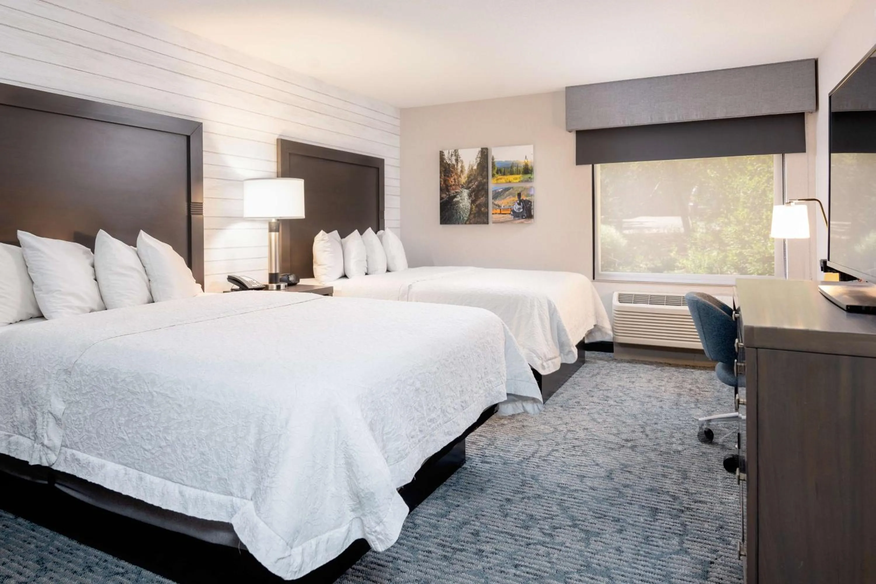 Bed in Hampton Inn Durango