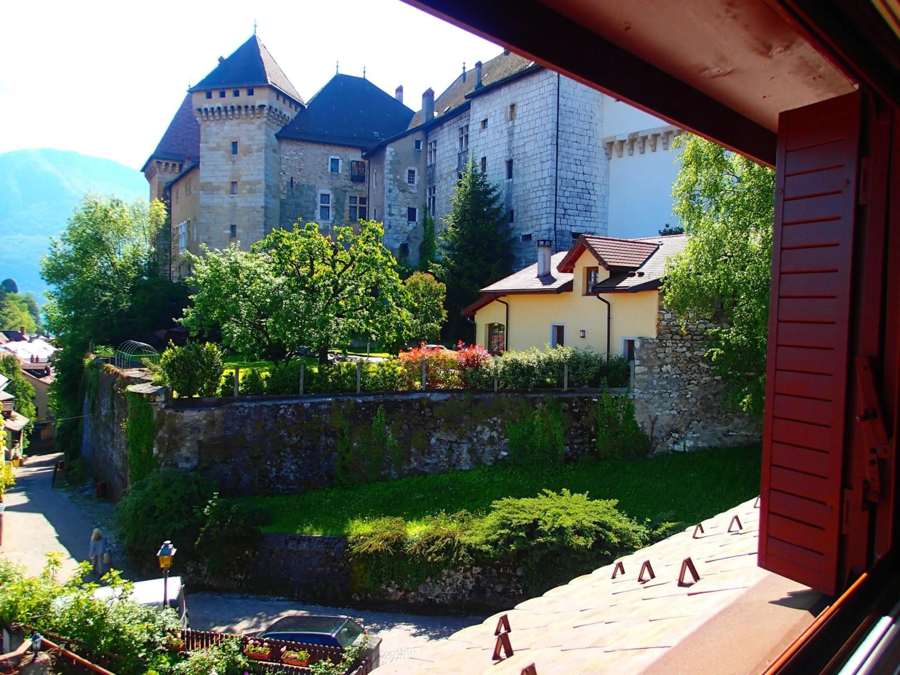Property building in Hôtel du Château