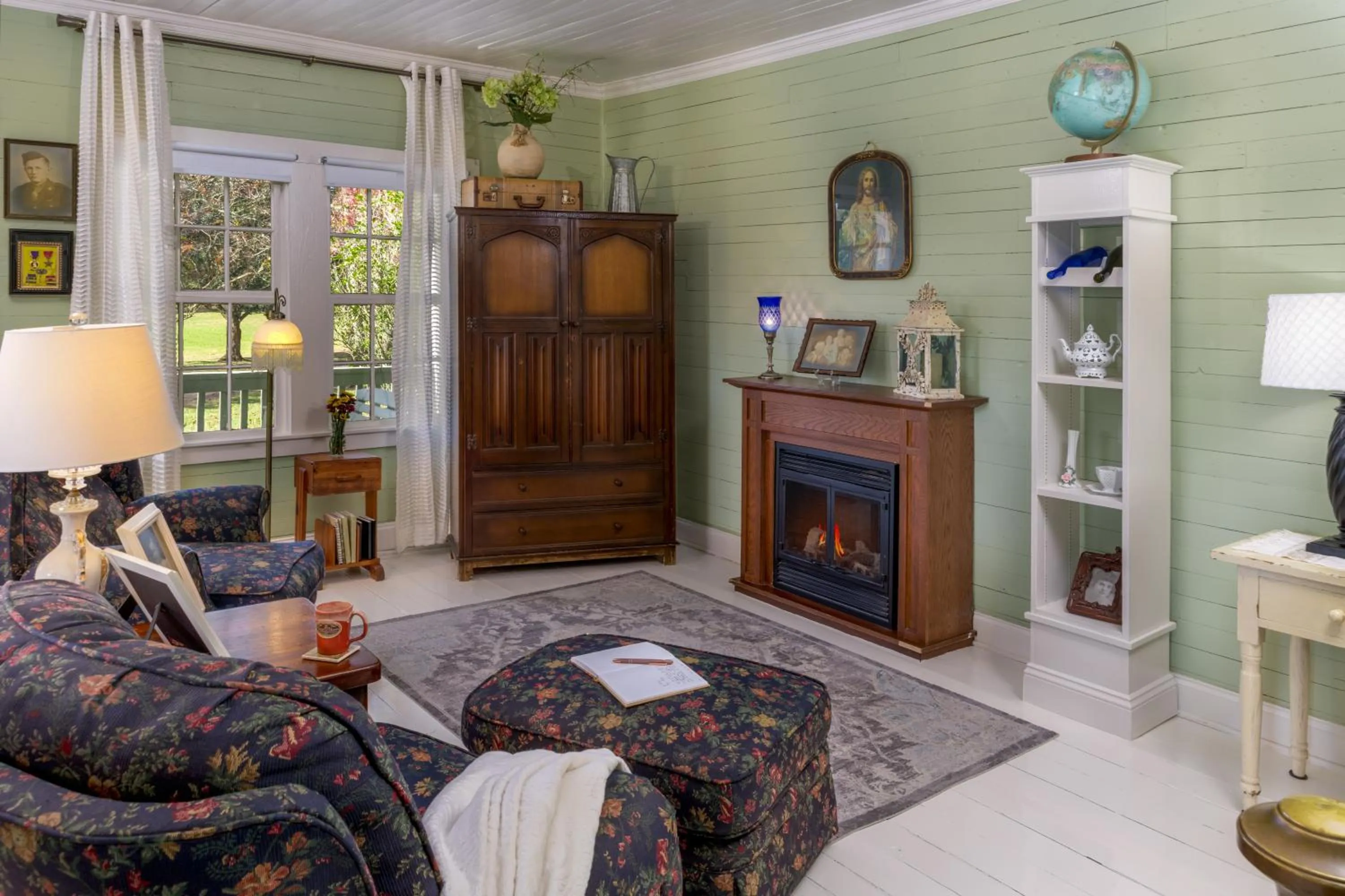 Seating area in Maison D'Memoire Bed & Breakfast Cottages
