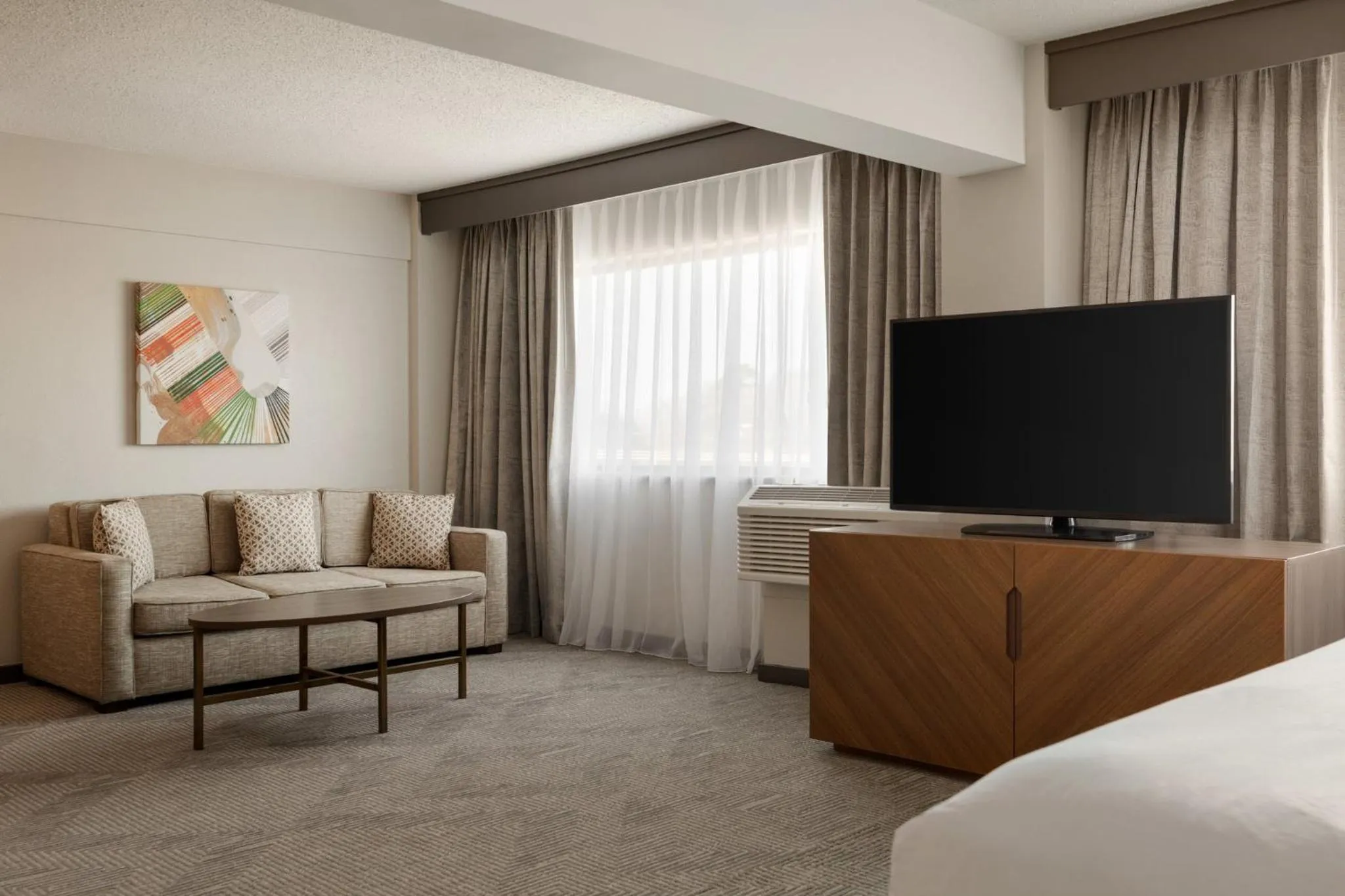 Bedroom, Bed in Holiday Inn Virginia Beach - Norfolk by IHG