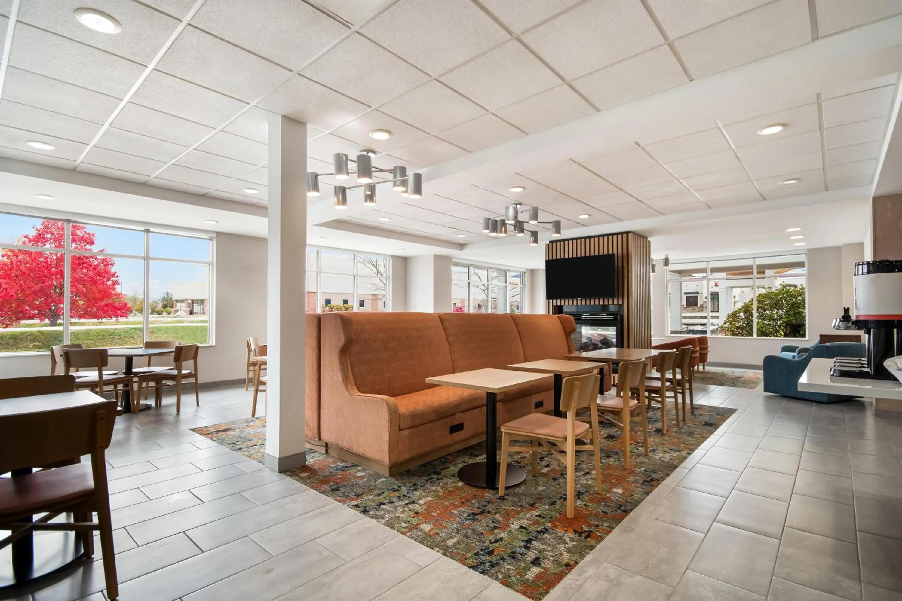 Lobby or reception in Hampton Inn Rutland/Killington