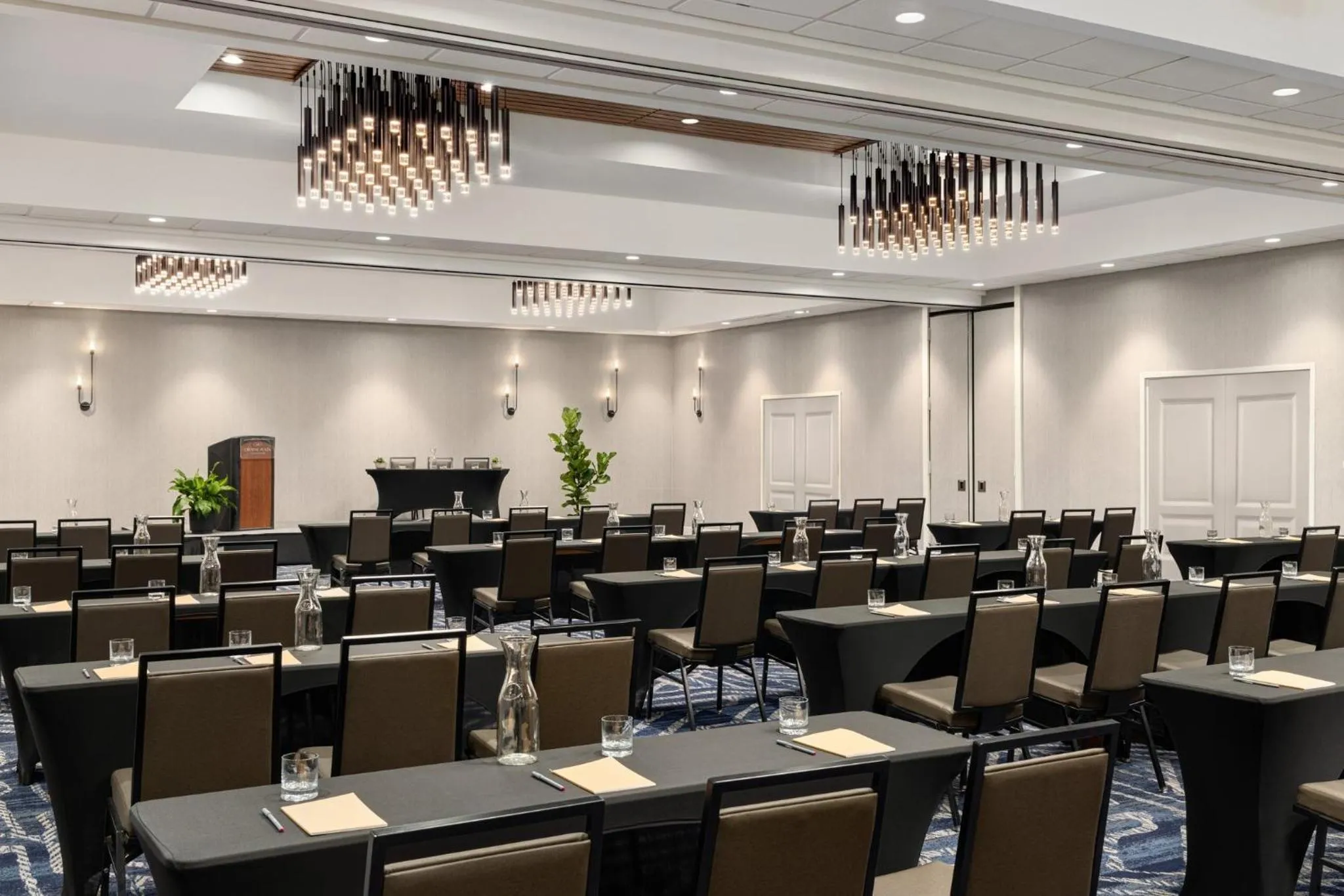 Meeting/conference room in Crowne Plaza Virginia Beach Town Center by IHG