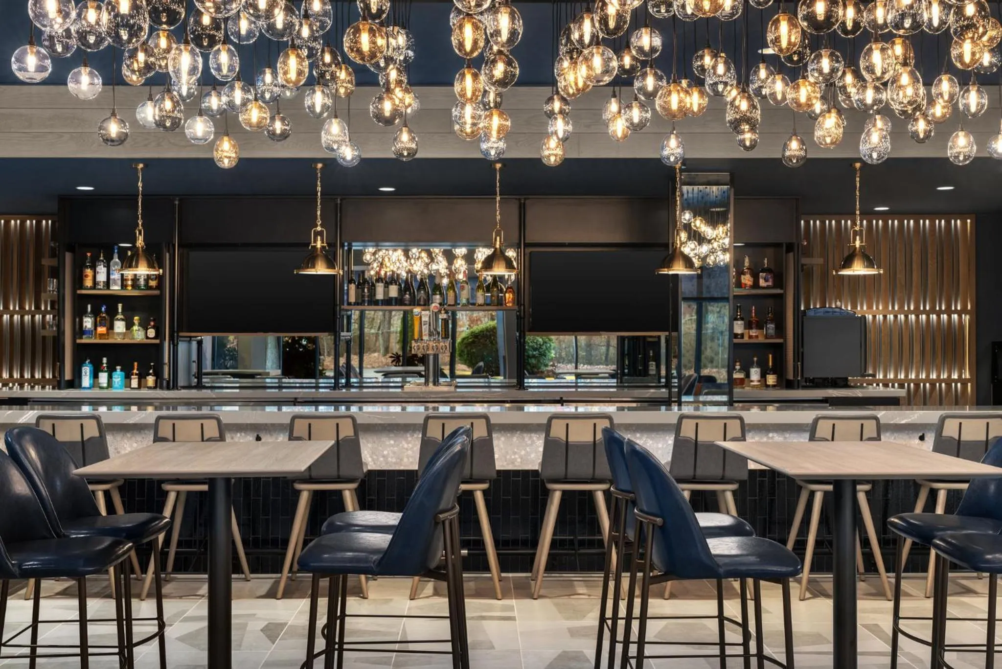 Restaurant/places to eat in Crowne Plaza Virginia Beach Town Center by IHG