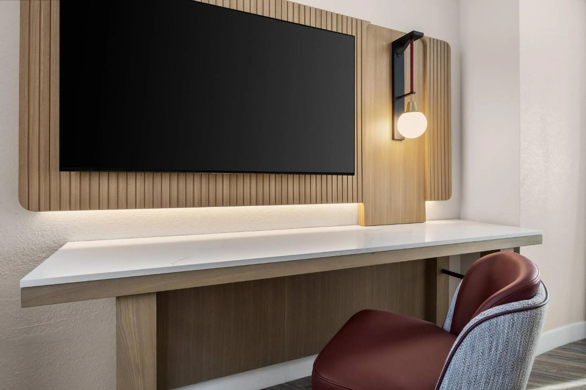 Photo of the whole room in Crowne Plaza Virginia Beach Town Center by IHG