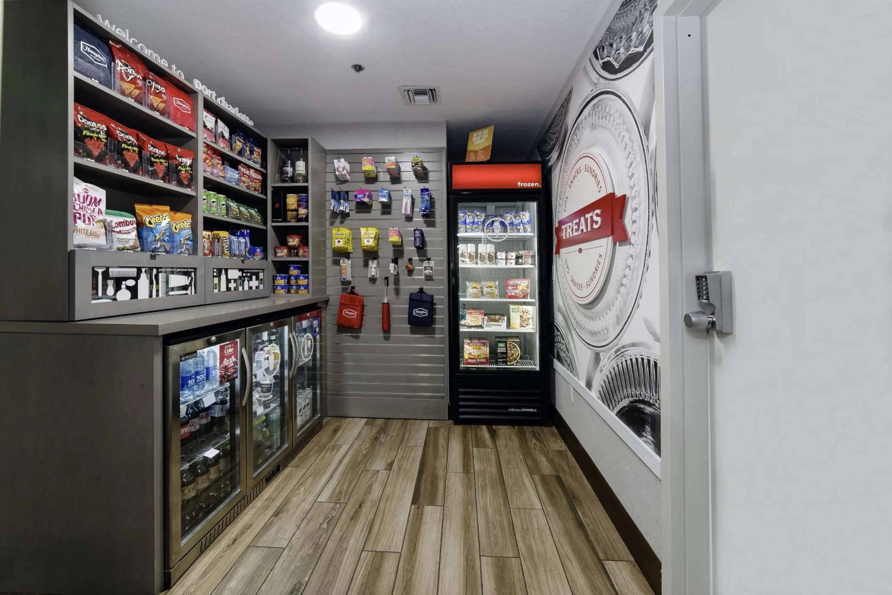 Restaurant/places to eat in Hampton Inn Port Charlotte