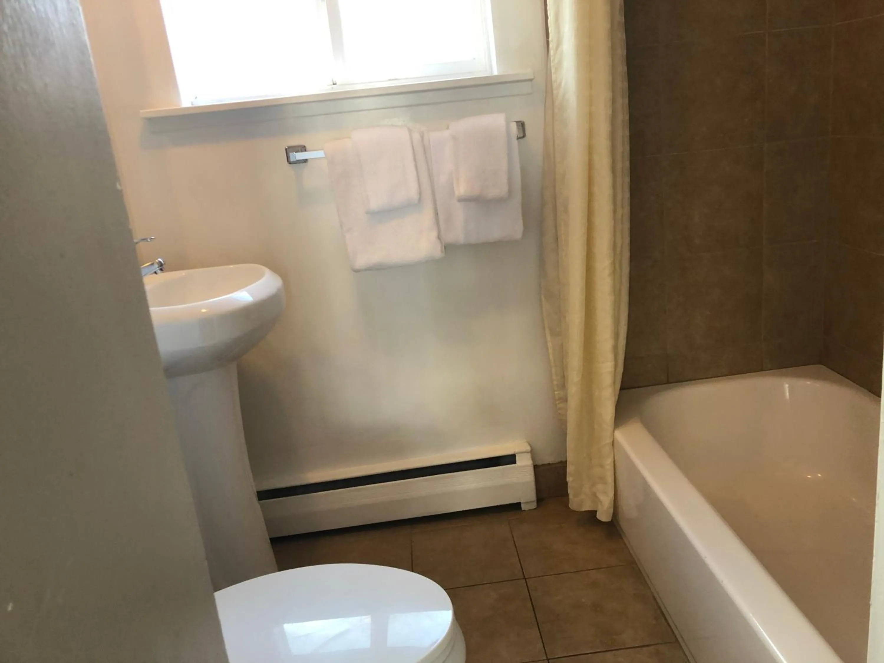 Bathroom in Alpine Inn & Spa